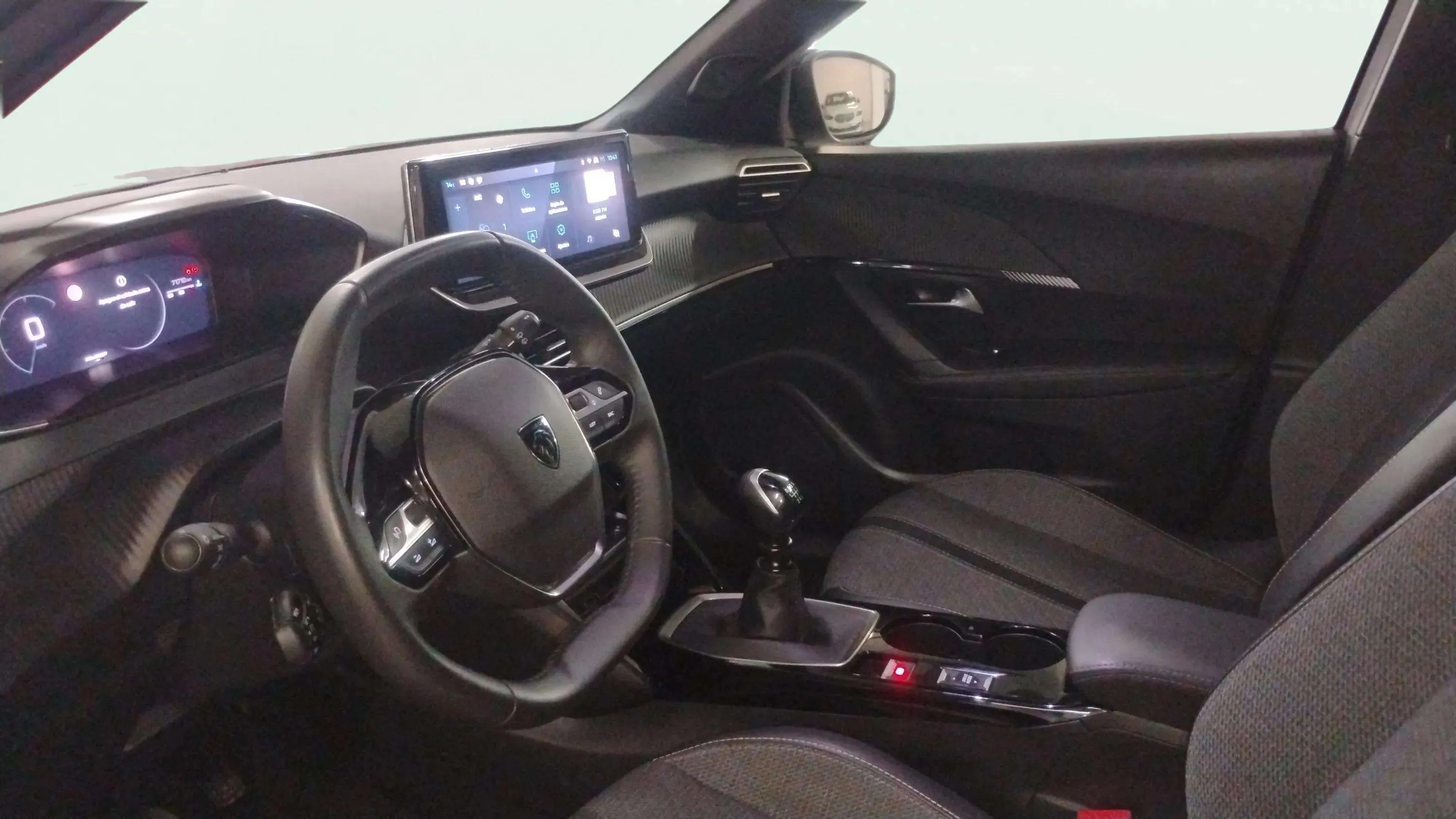Peugeot 2008 Allure PureTech 100 - foto 6