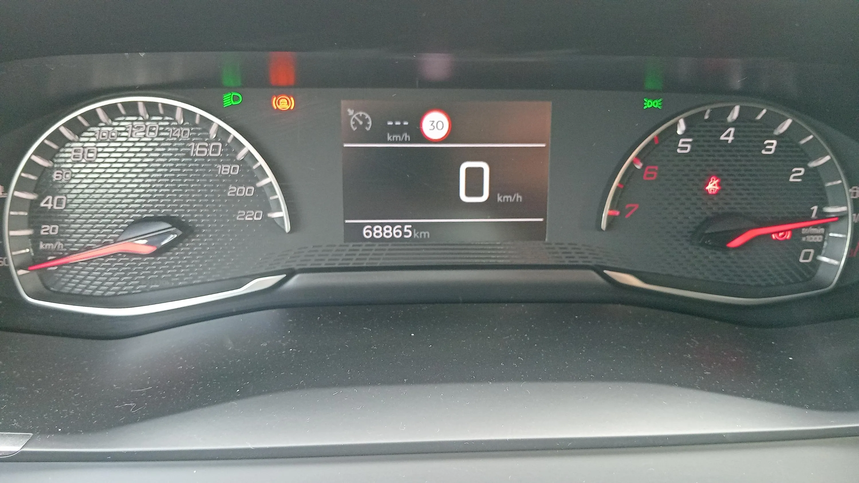 Peugeot 208 Allure PureTech 100 - foto 15