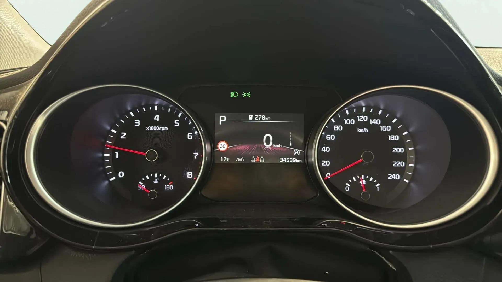 Kia Ceed 1.5 MHEV Tech DCT - foto 19