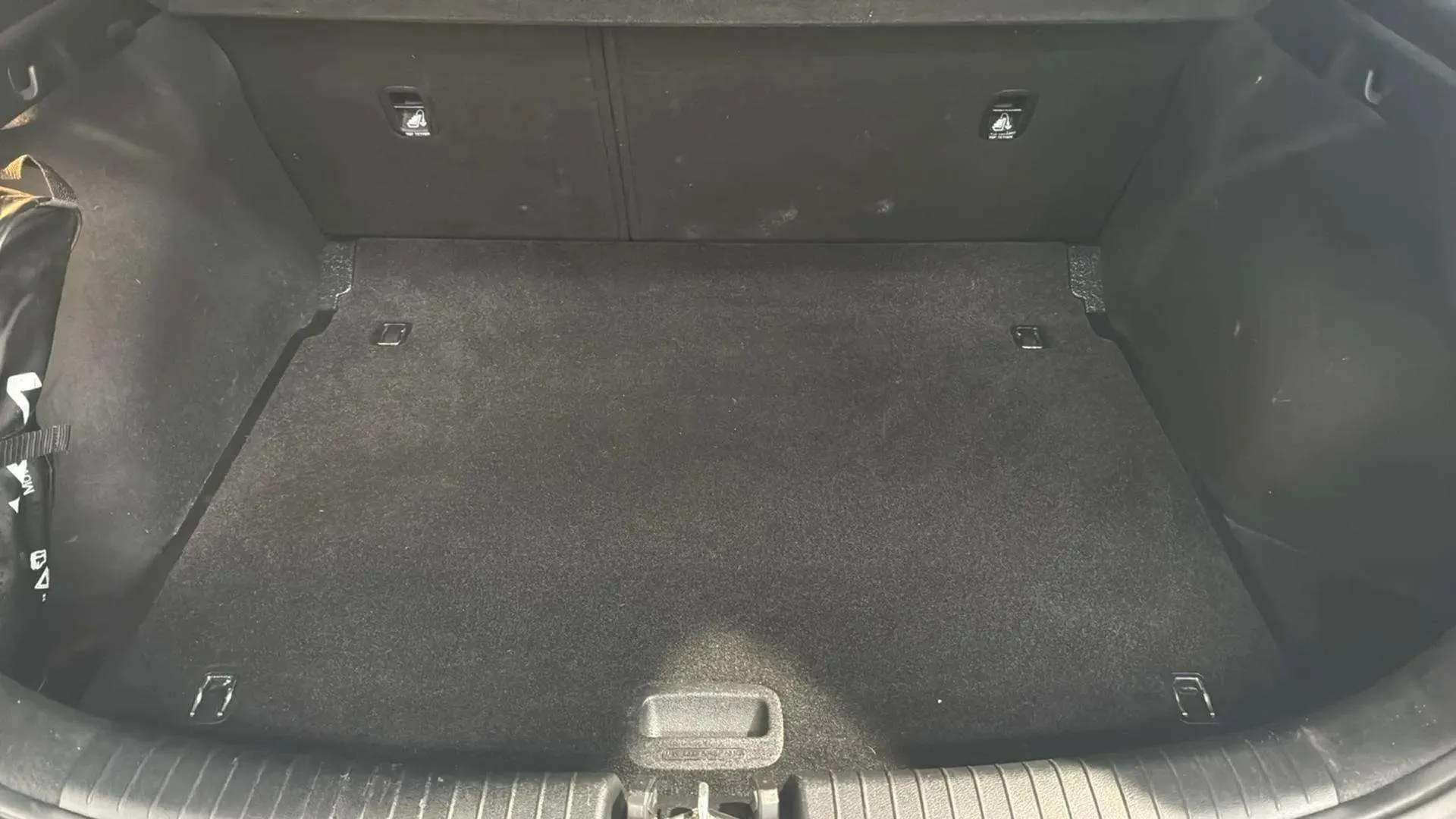 Kia Ceed 1.5 MHEV Tech DCT - foto 10