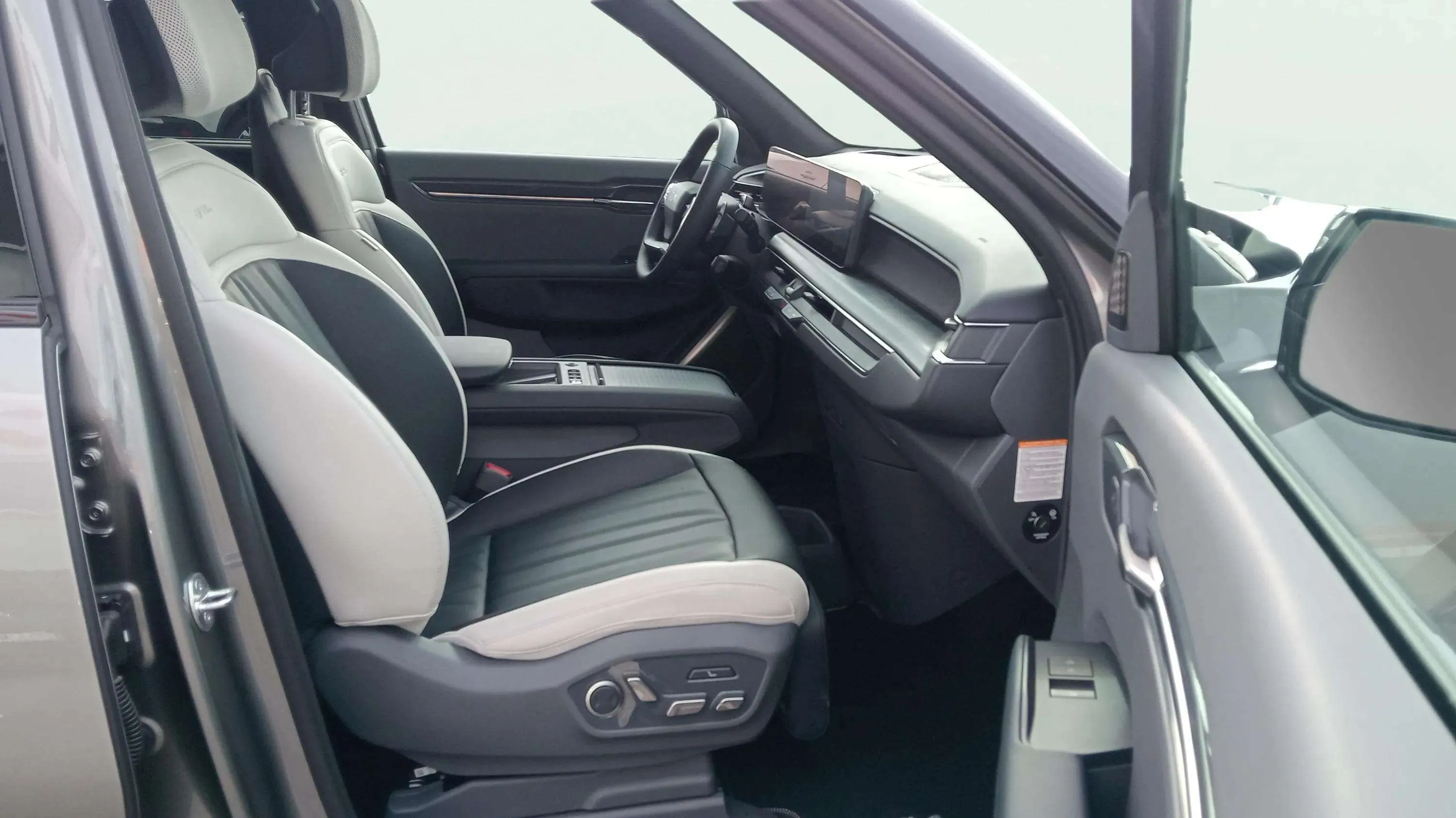 Kia EV9 GT-Line 99 - foto 15
