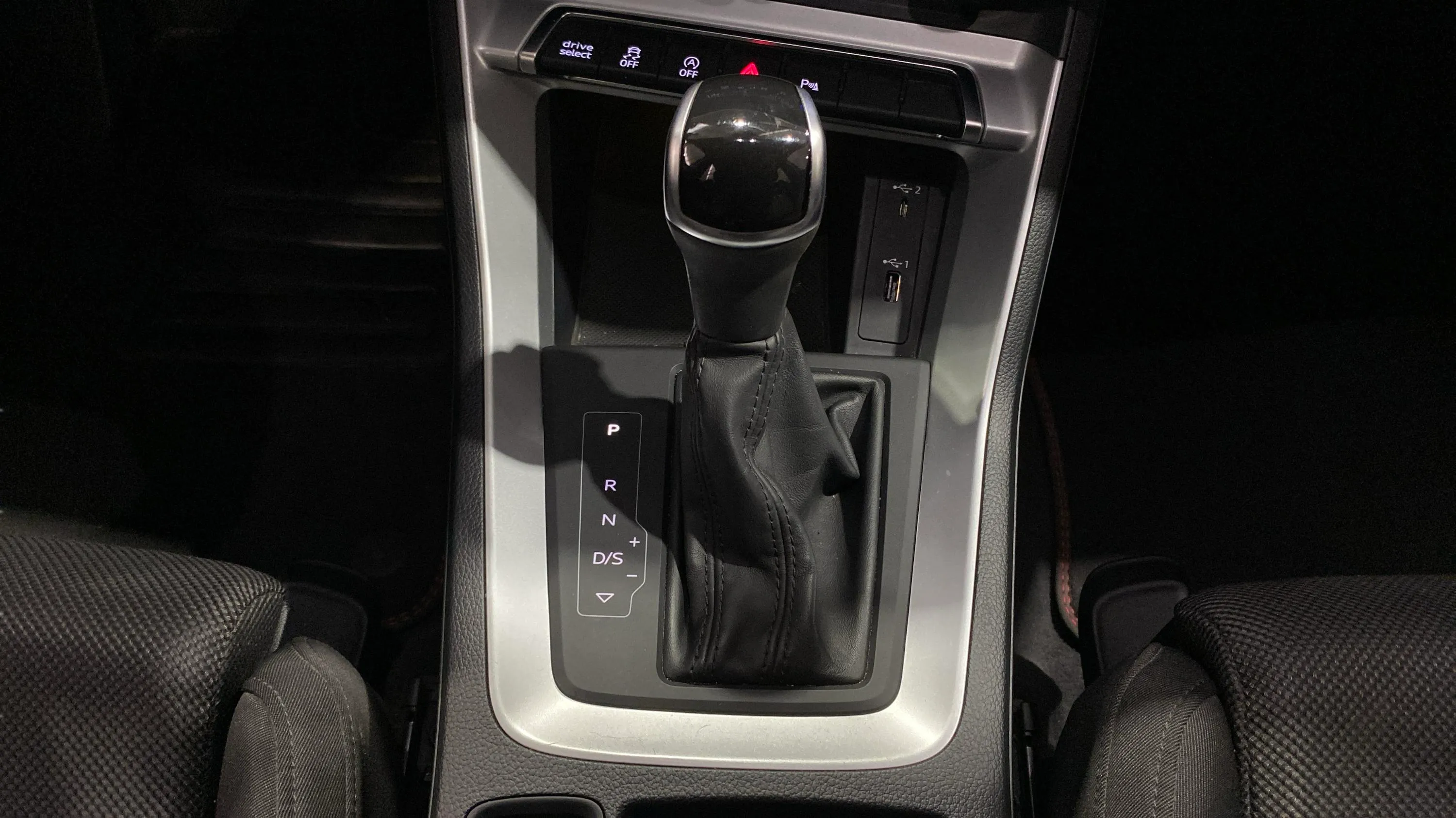 Audi Q3 35 TDI S tronic - foto 36