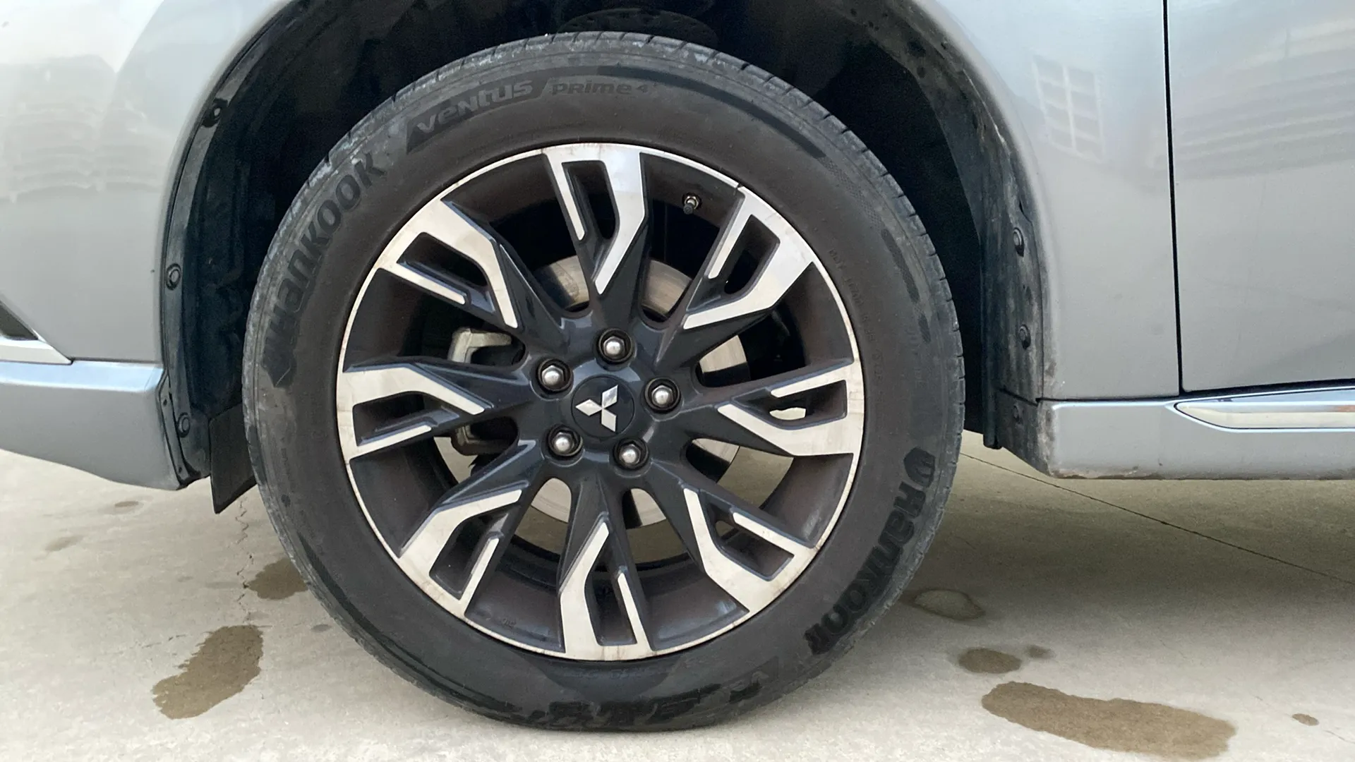 Mitsubishi Outlander 2.0 PHEV Kaiteki 4WD - foto 27