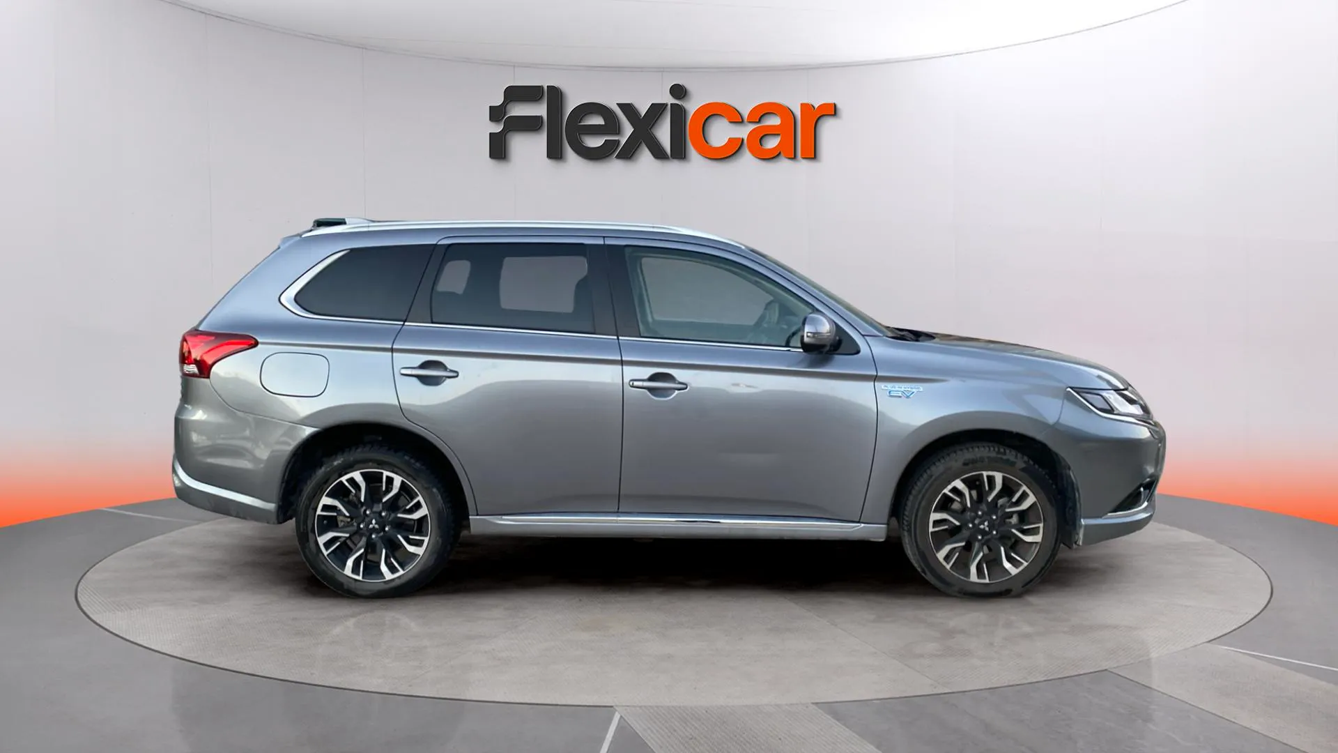 Mitsubishi Outlander 2.0 PHEV Kaiteki 4WD - foto 7