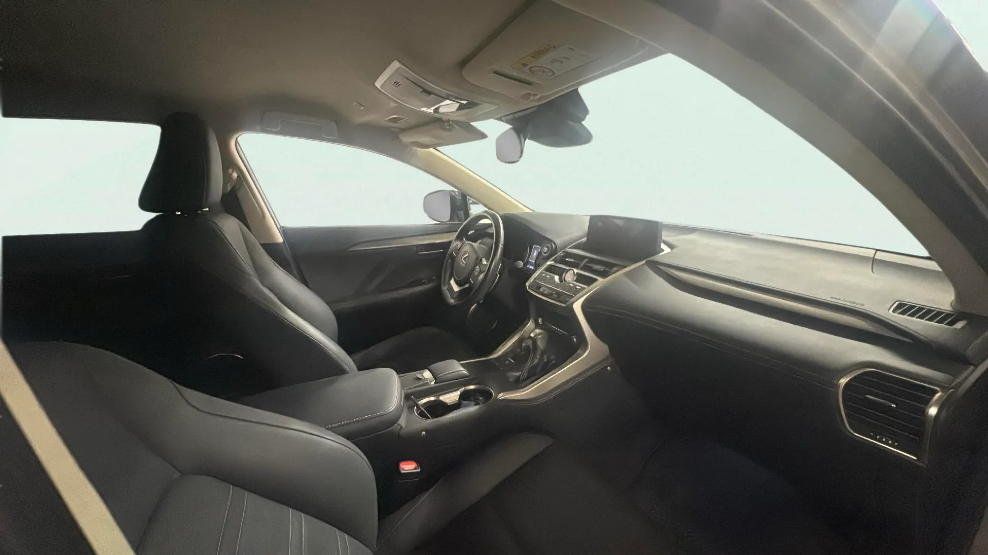 Lexus NX 2.5 300h Eco 2WD - foto 13