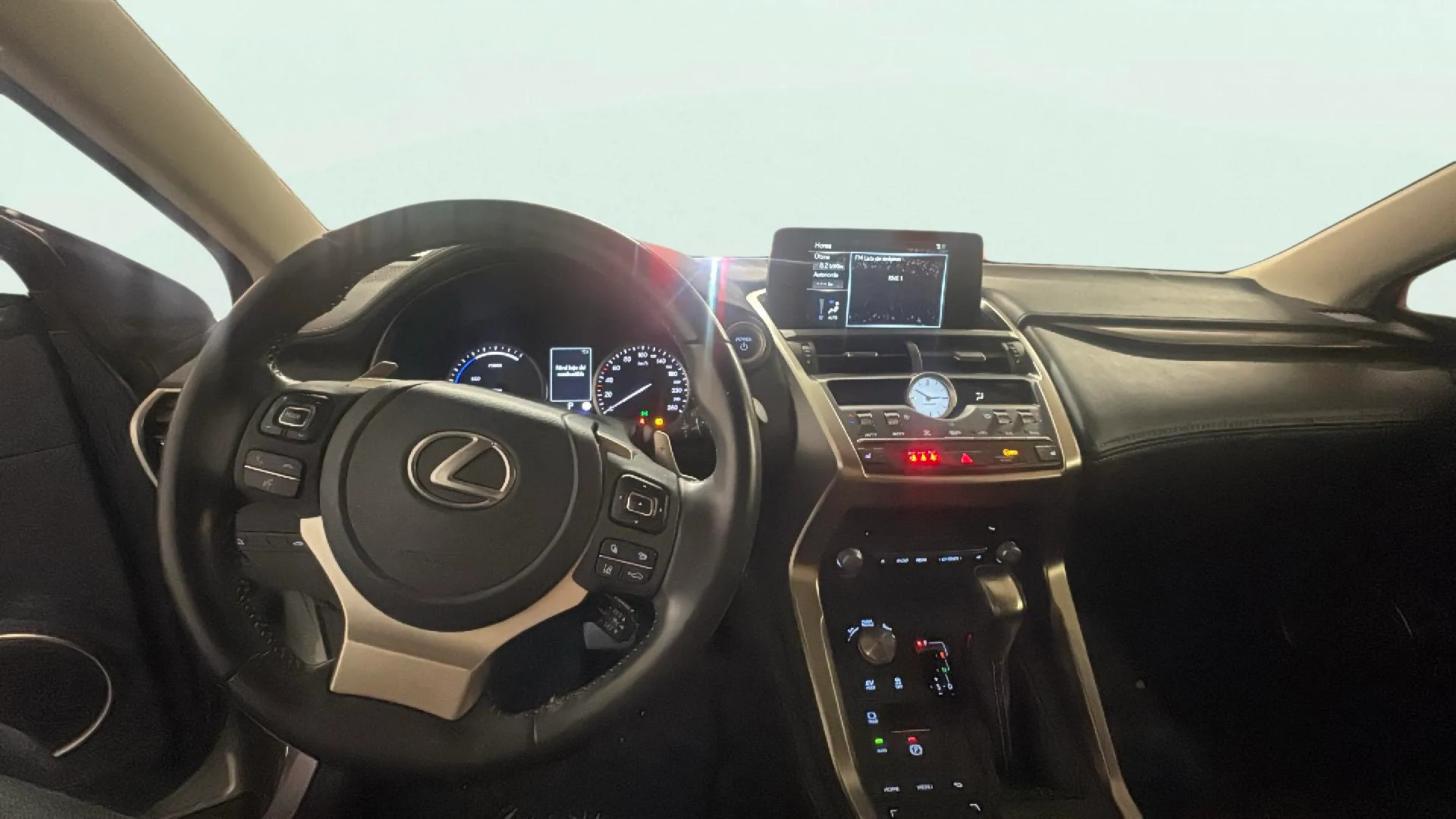 Lexus NX 2.5 300h Eco 2WD - foto 10