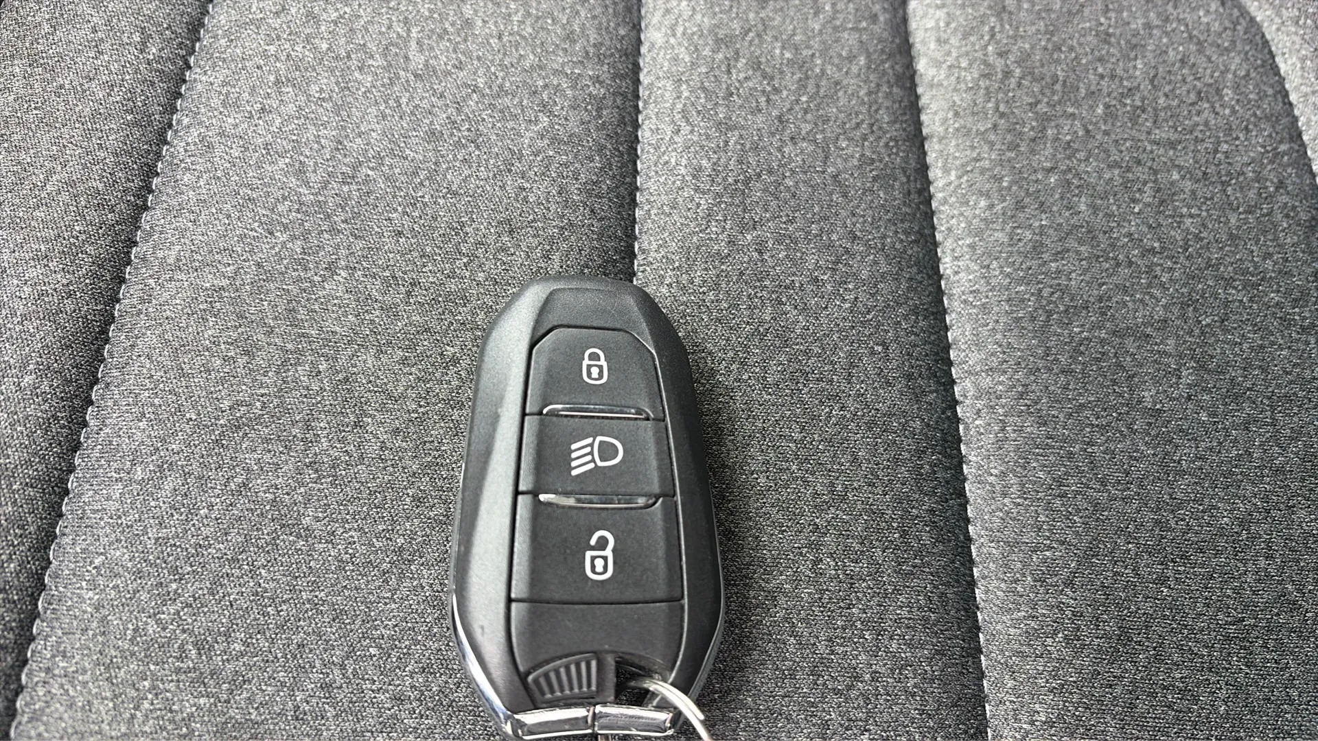 Citroën C5 Aircross Hybrid e-DCS6 Max - foto 27