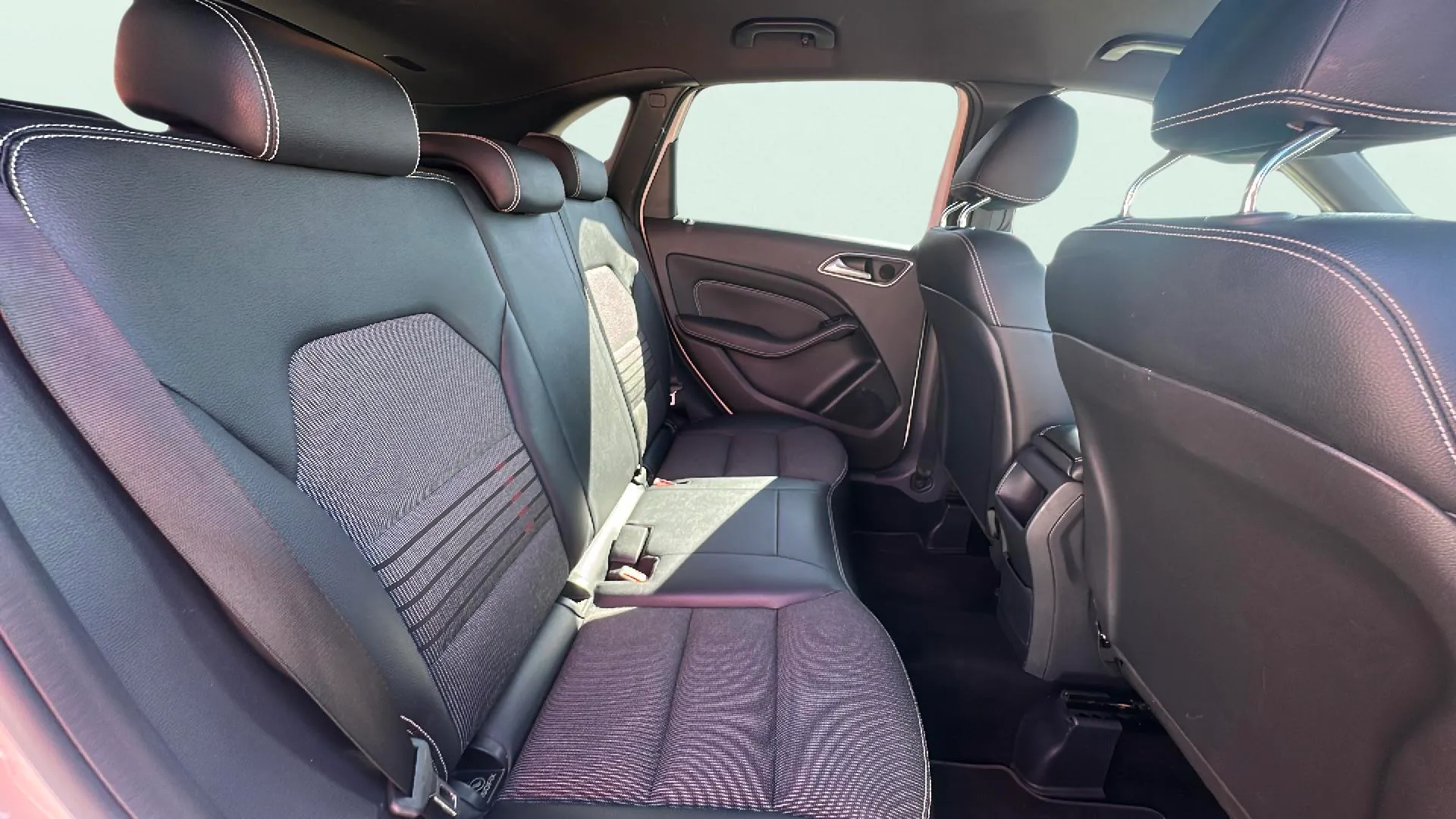 Mercedes-Benz Clase B B 180 d Urban - foto 17