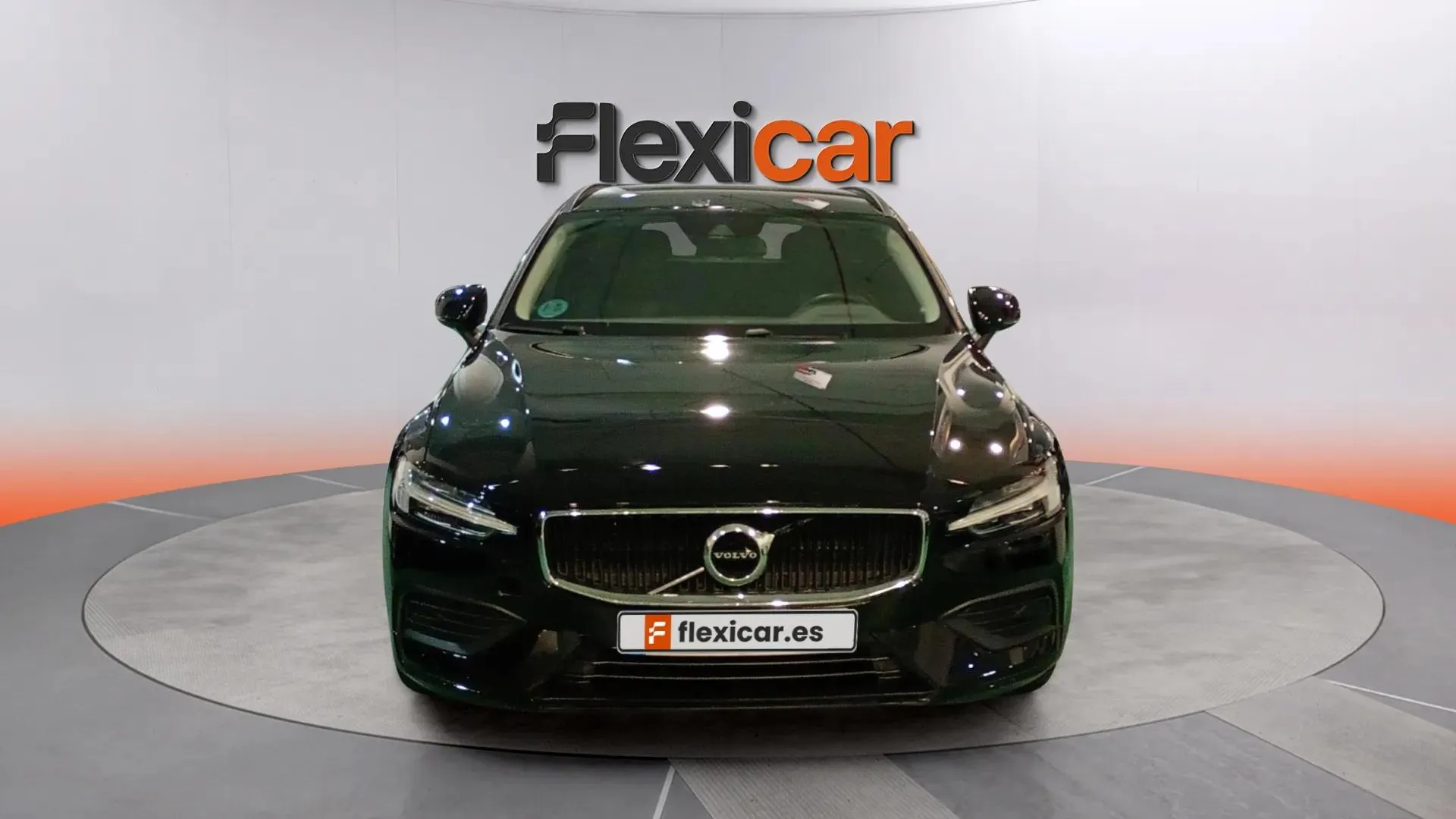 Volvo V60 2.0 D3 Momentum - foto 2