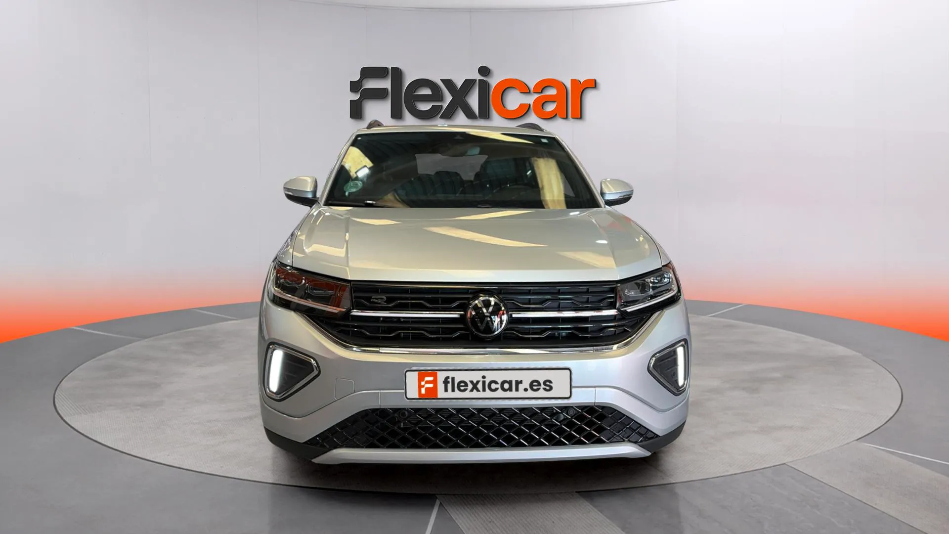 Volkswagen T-Cross R-Line 1.0 TSI DSG - foto 2