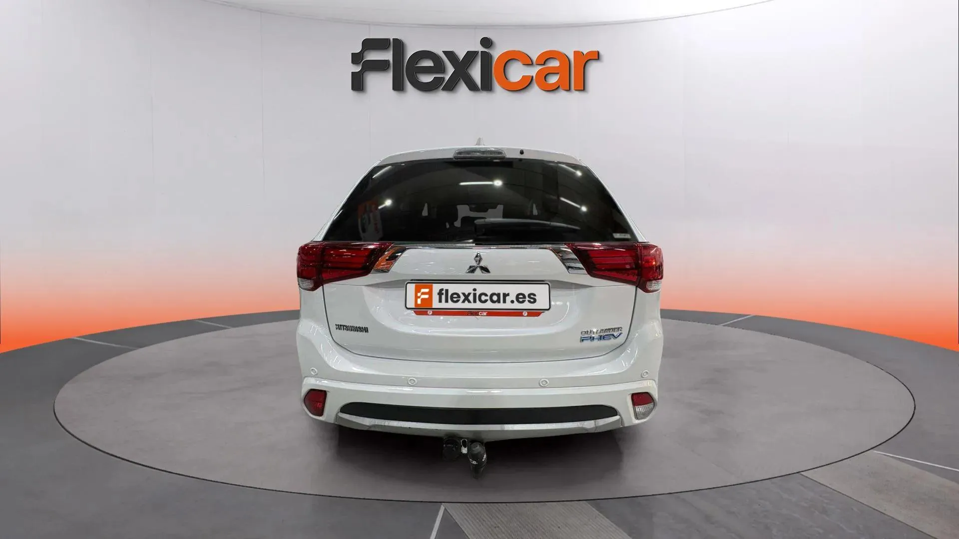 Mitsubishi Outlander 2.0 PHEV Kaiteki 4WD - foto 6