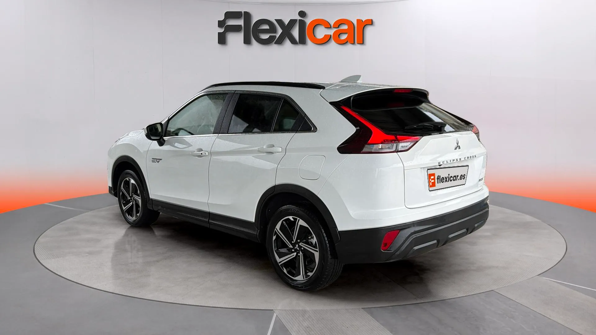 Mitsubishi Eclipse Cross 2.4 PHEV Motion 4WD - foto 4