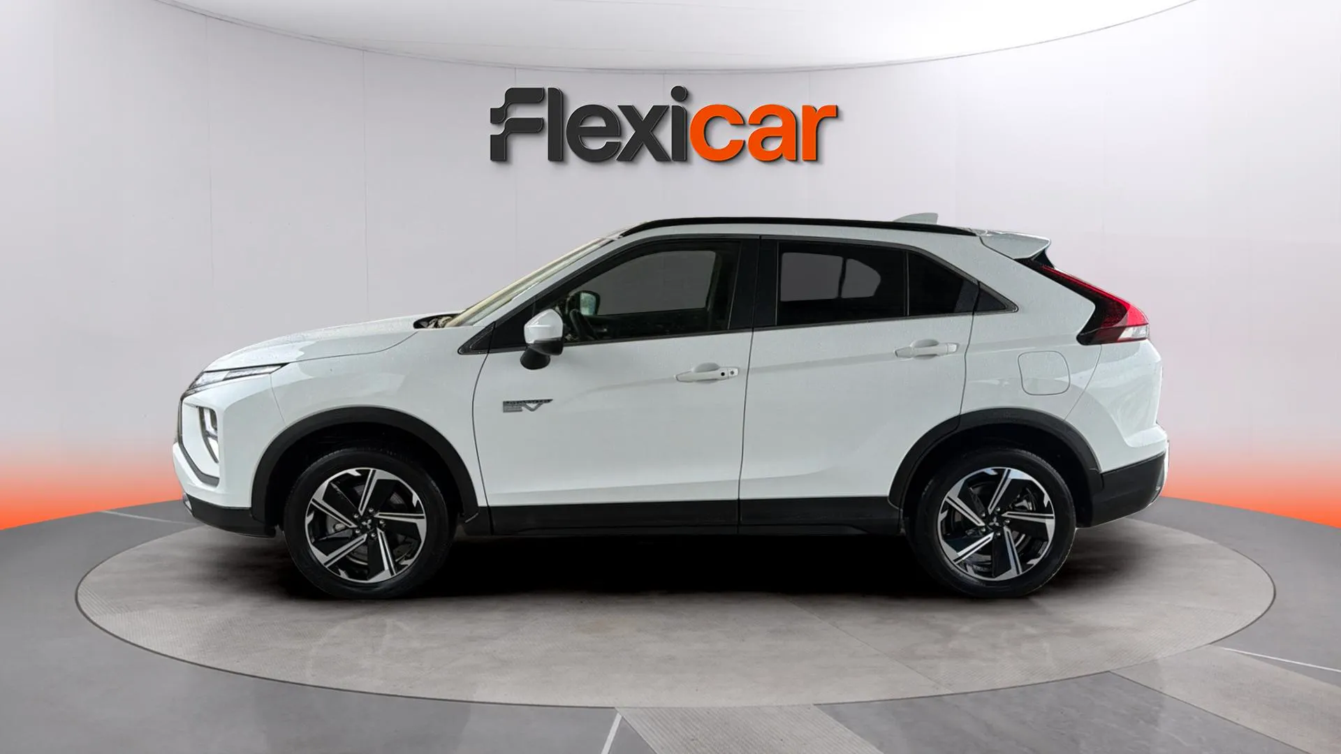 Mitsubishi Eclipse Cross 2.4 PHEV Motion 4WD - foto 6