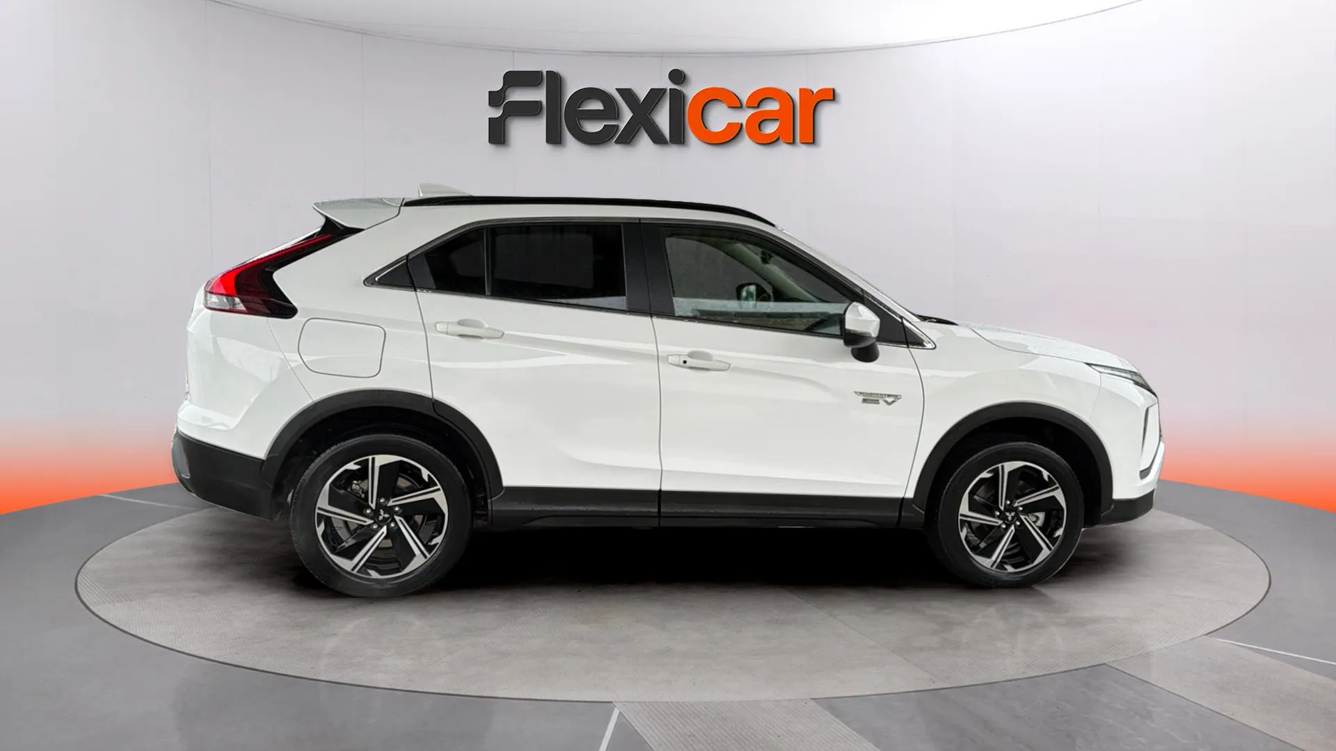 Mitsubishi Eclipse Cross 2.4 PHEV Motion 4WD - foto 7