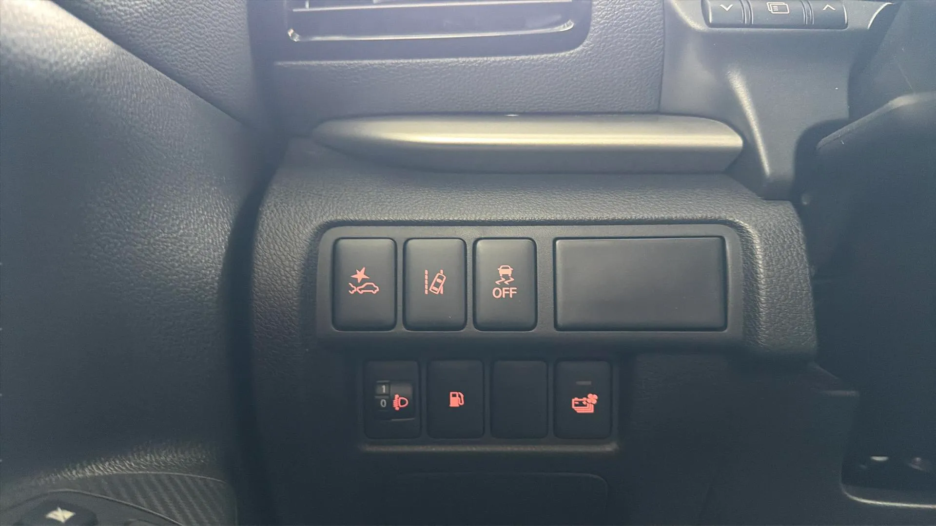 Mitsubishi Eclipse Cross 2.4 PHEV Motion 4WD - foto 19