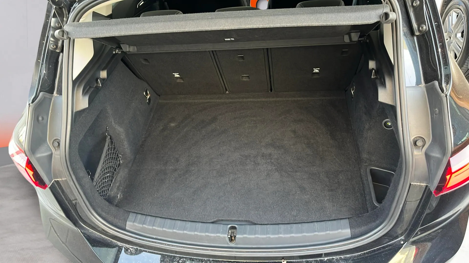 BMW Serie 2 Active Tourer 218i - foto 9