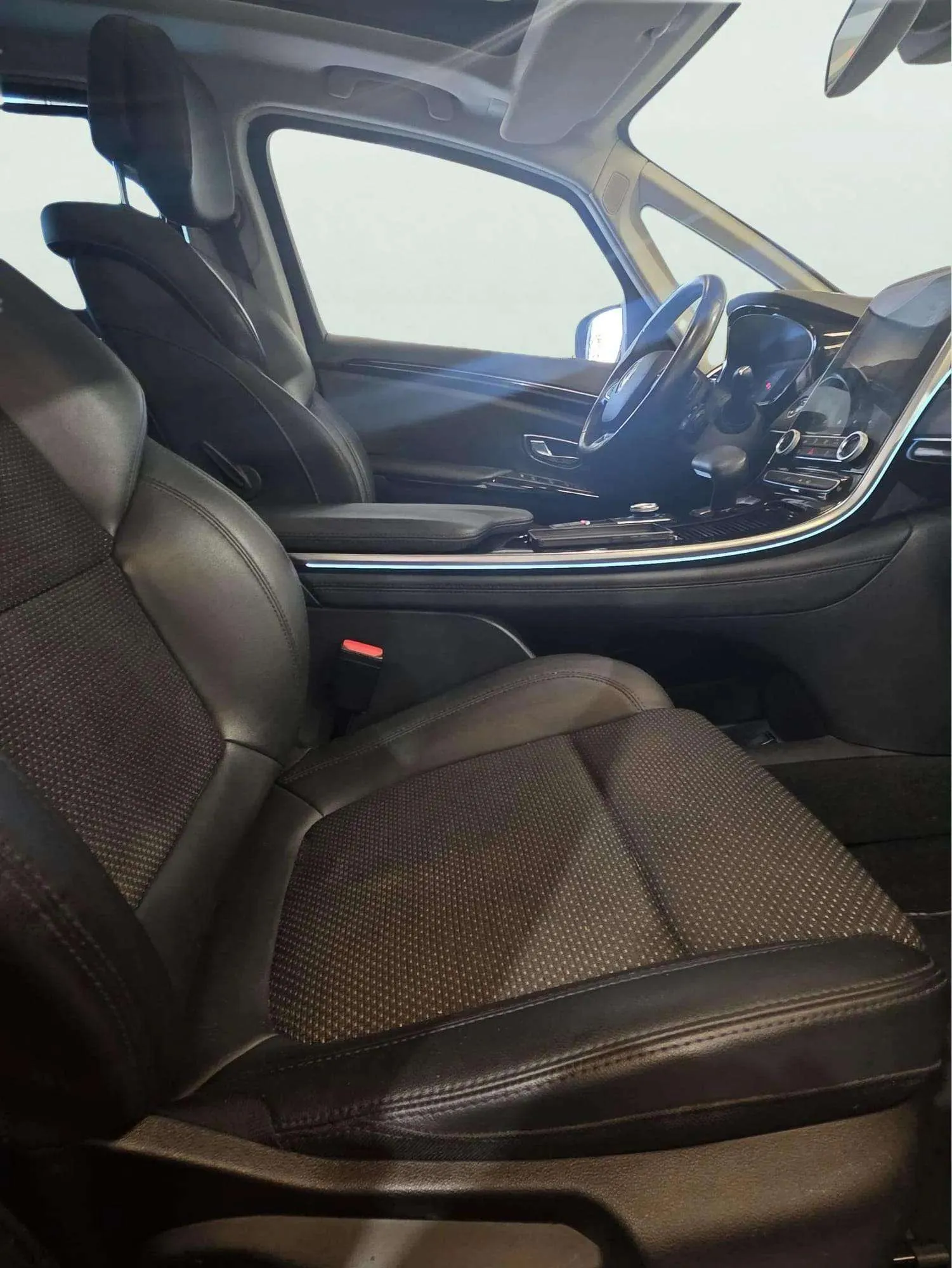 Renault Espace Initiale P. Blue dCi EDC - foto 14
