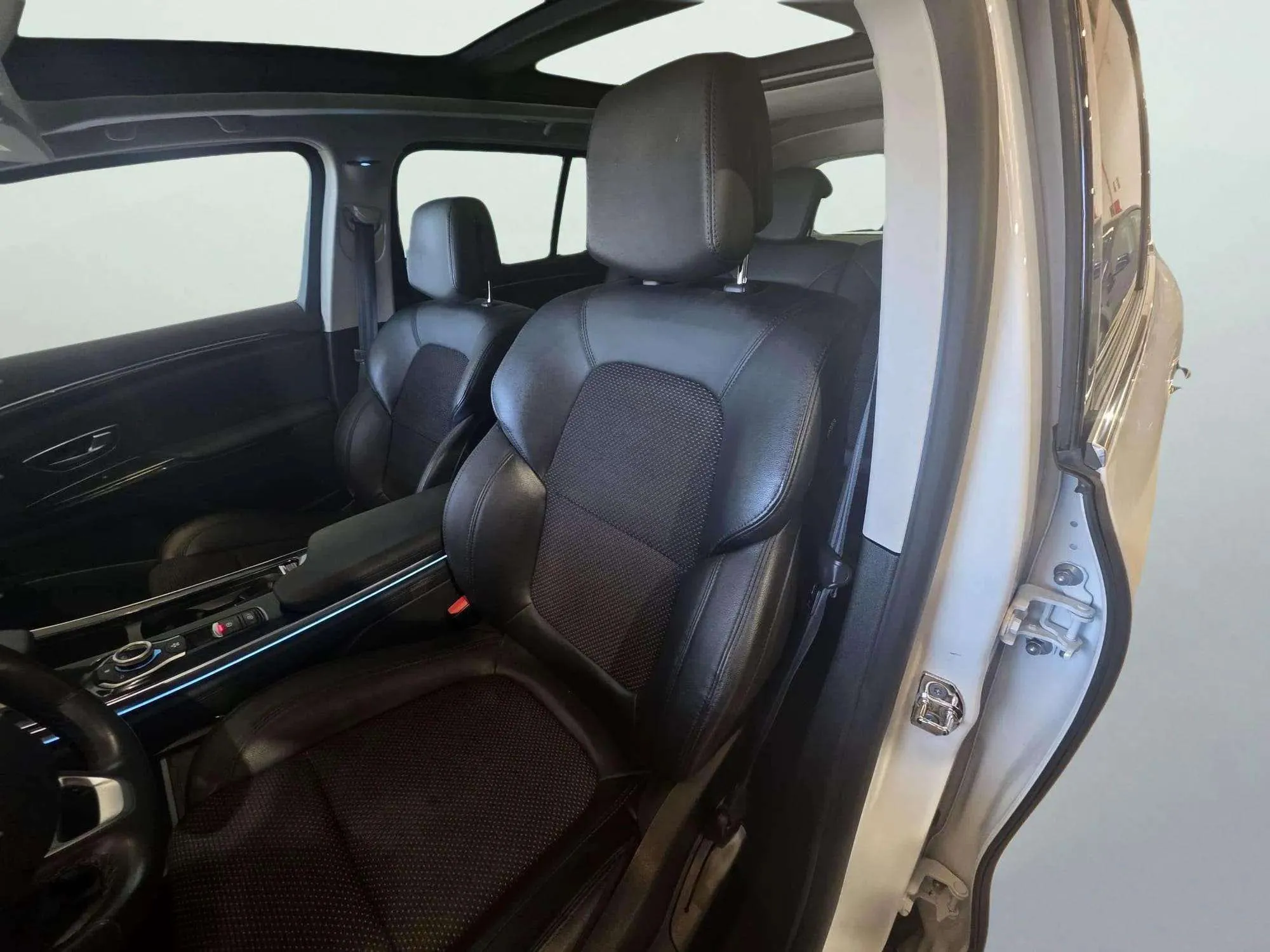 Renault Espace Initiale P. Blue dCi EDC - foto 9