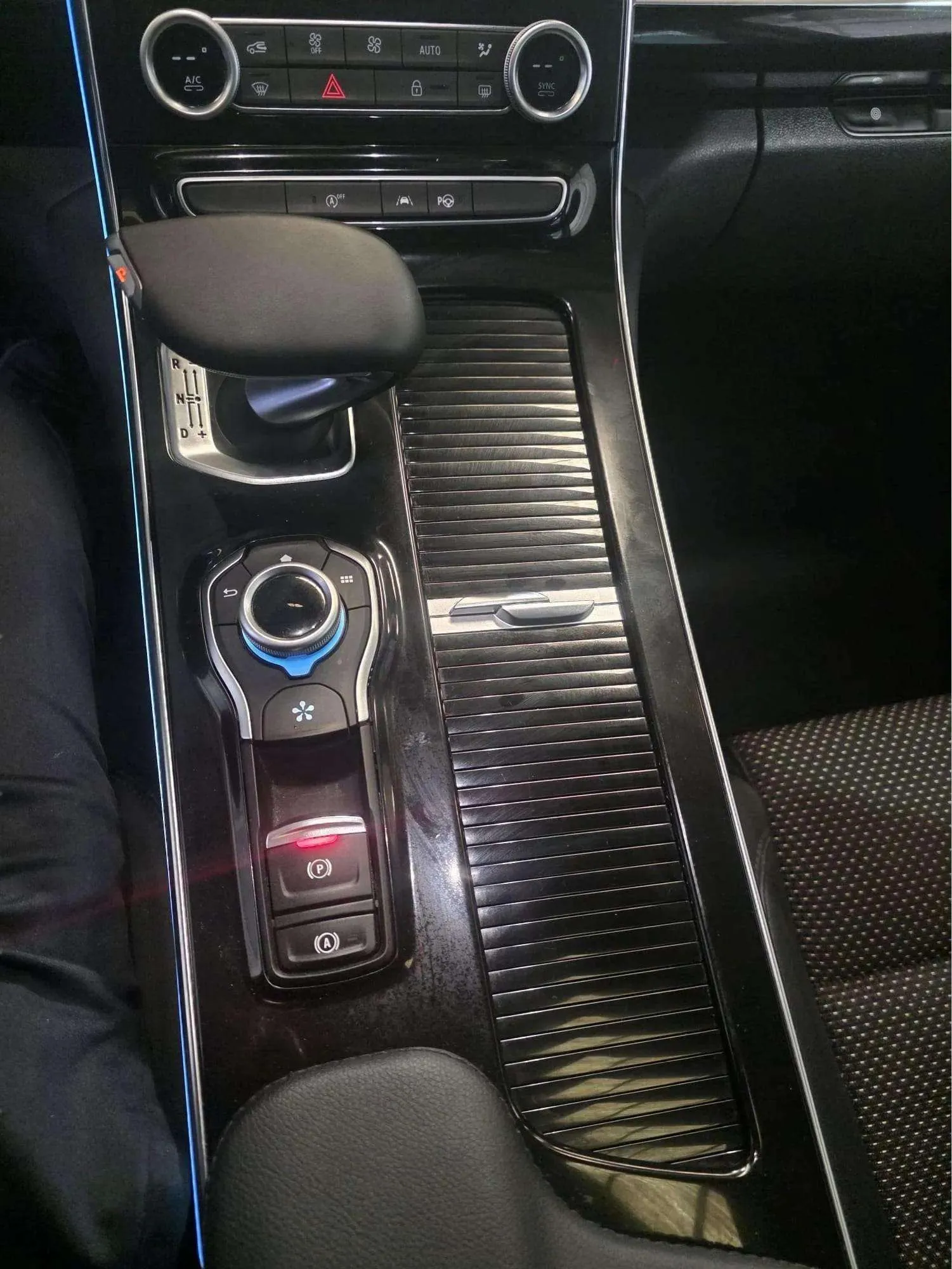 Renault Espace Initiale P. Blue dCi EDC - foto 13
