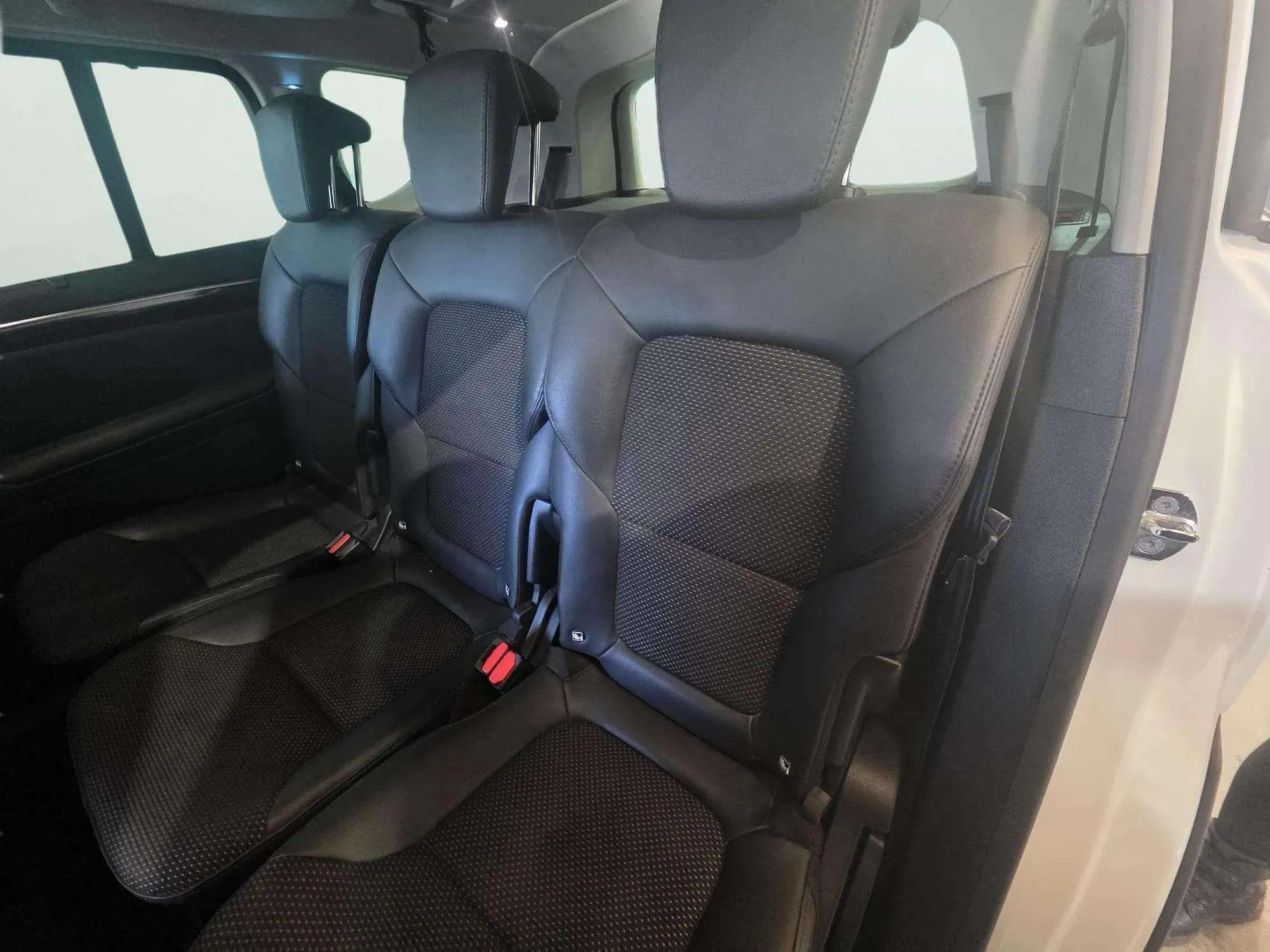 Renault Espace Initiale P. Blue dCi EDC - foto 17