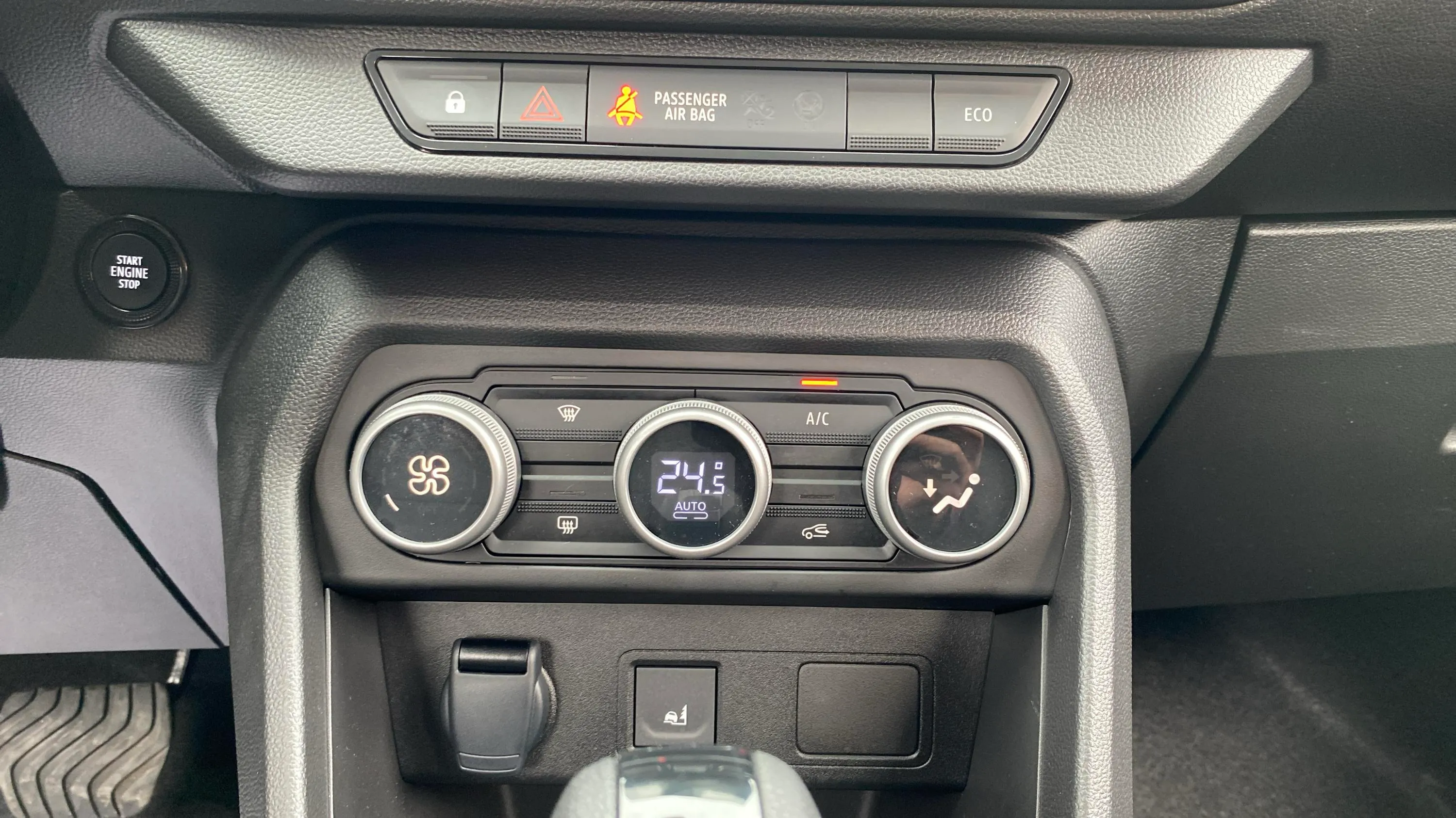 Dacia Jogger Extreme Go Hybrid 5 plazas - foto 28