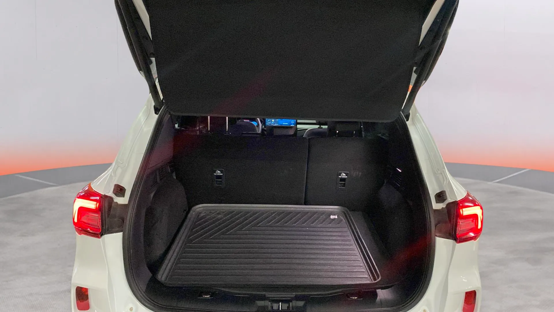 Ford Kuga ST-Line X 2.5 Duratec PHEV - foto 9