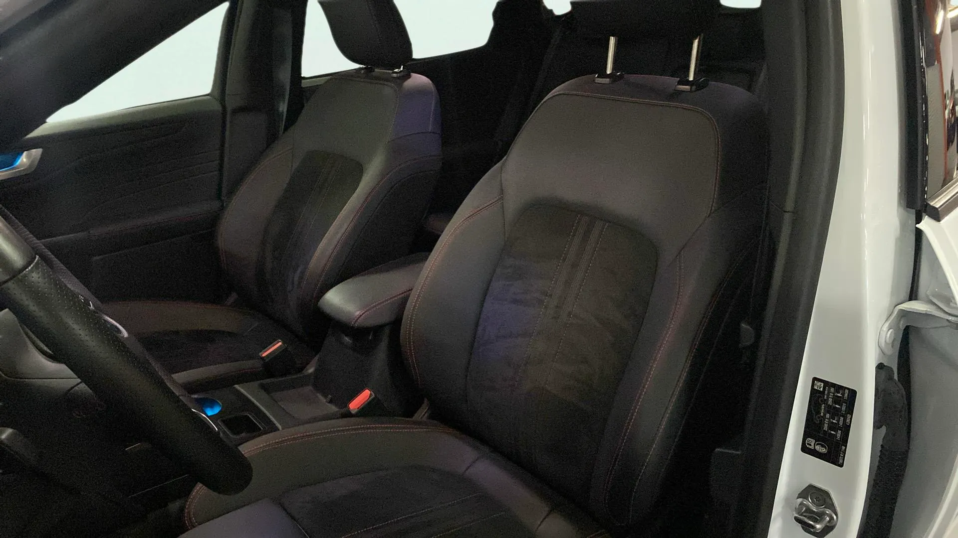 Ford Kuga ST-Line X 2.5 Duratec PHEV - foto 27