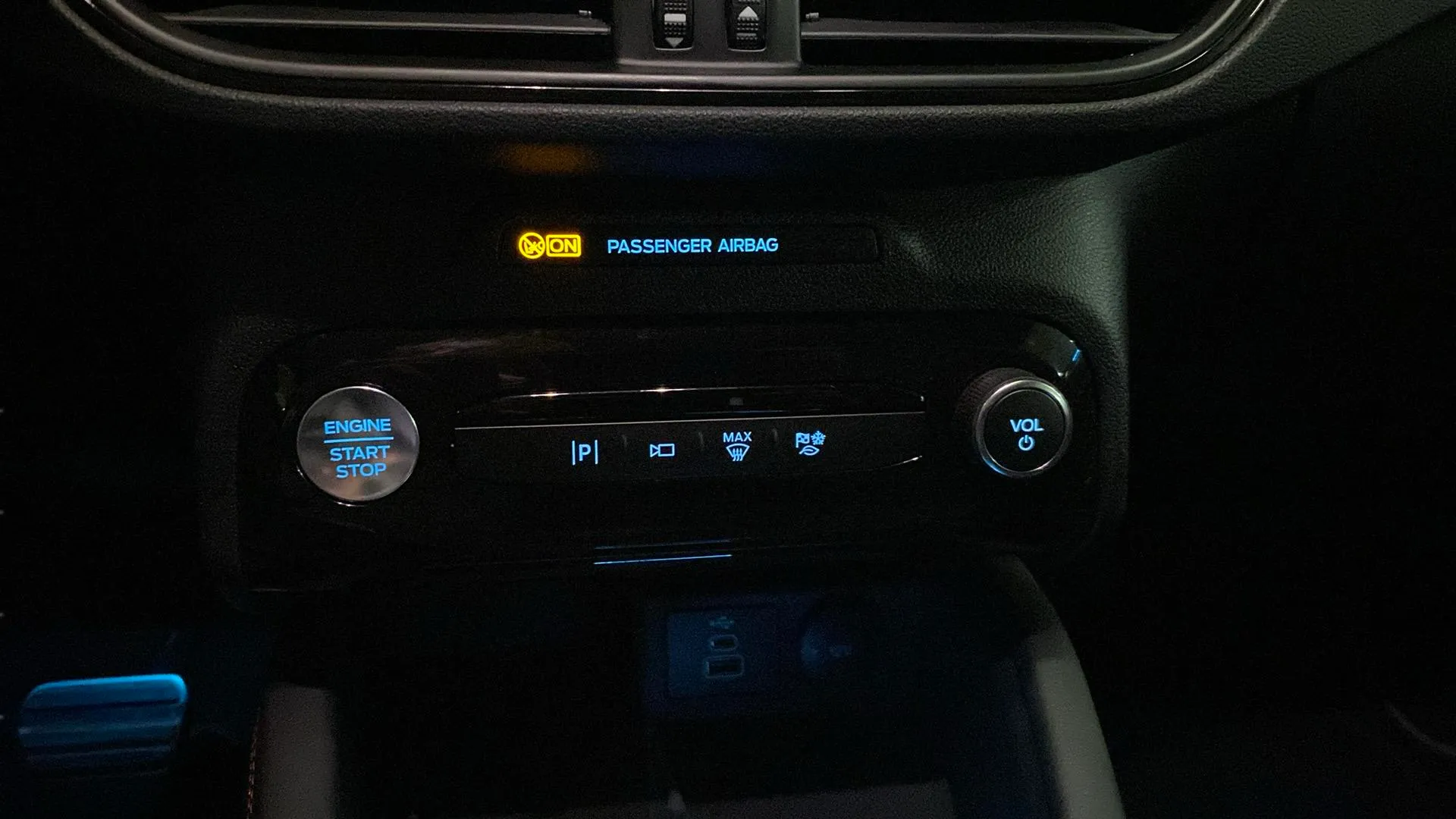 Ford Kuga ST-Line X 2.5 Duratec PHEV - foto 25