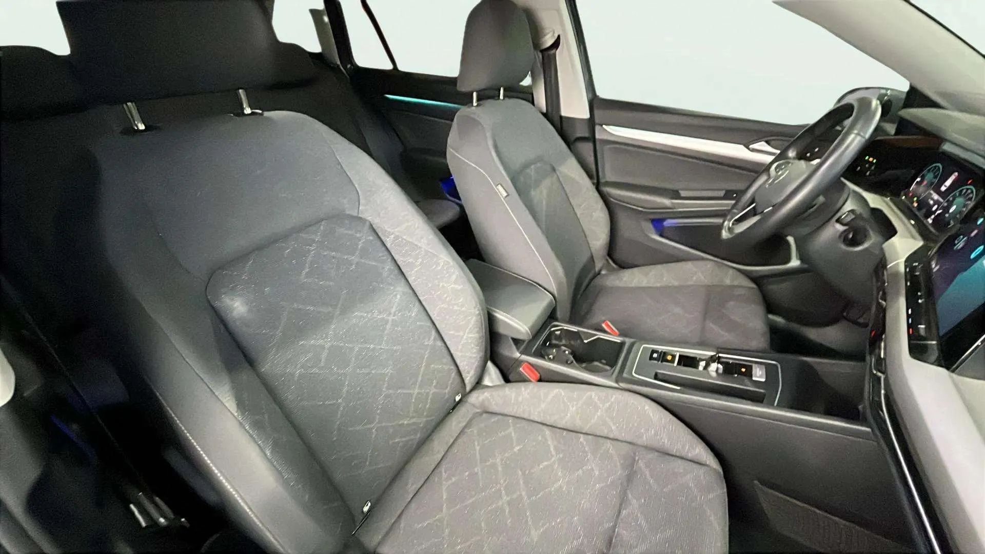 Volkswagen Golf Life 1.5 eTSI DSG Variant - foto 16