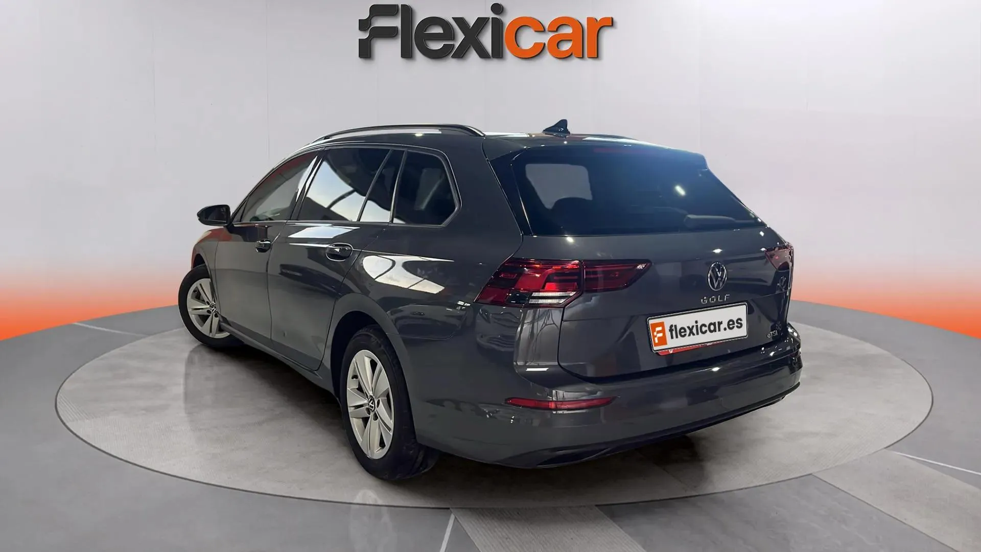 Volkswagen Golf Life 1.5 eTSI DSG Variant - foto 4