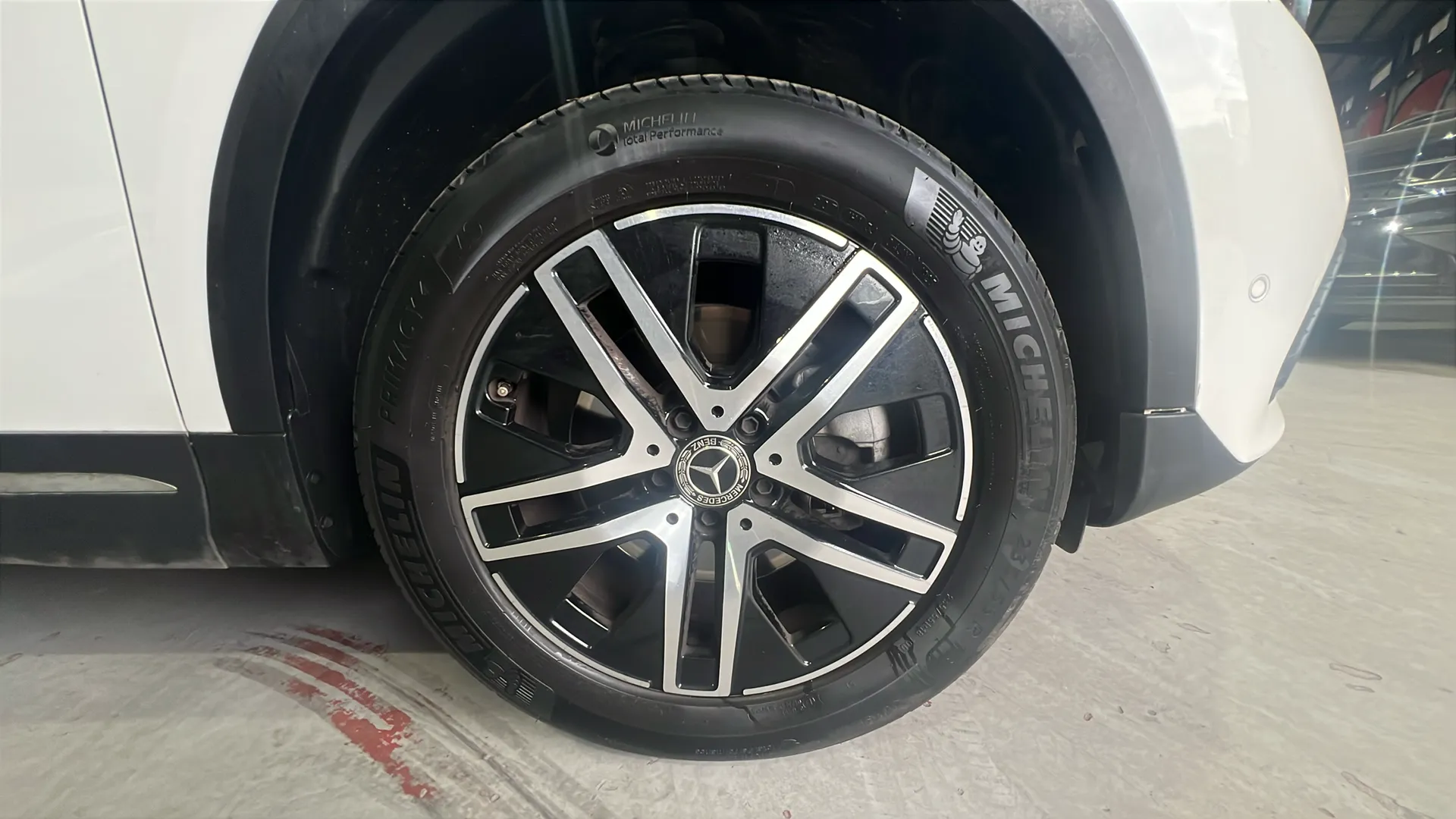 Mercedes-Benz GLA 200 D 4MATIC - foto 12