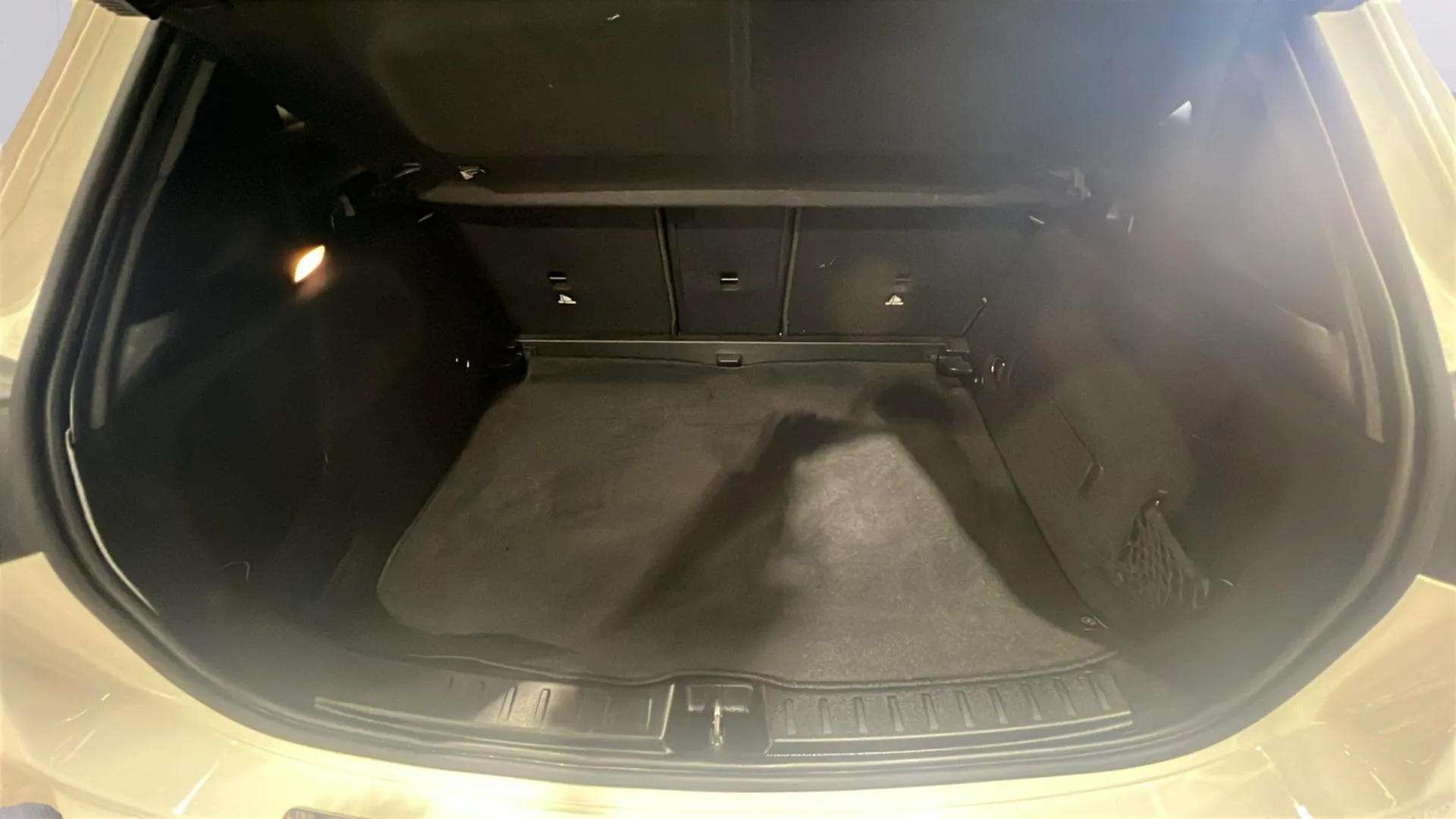 Mercedes-Benz GLA 200 D 4MATIC - foto 6