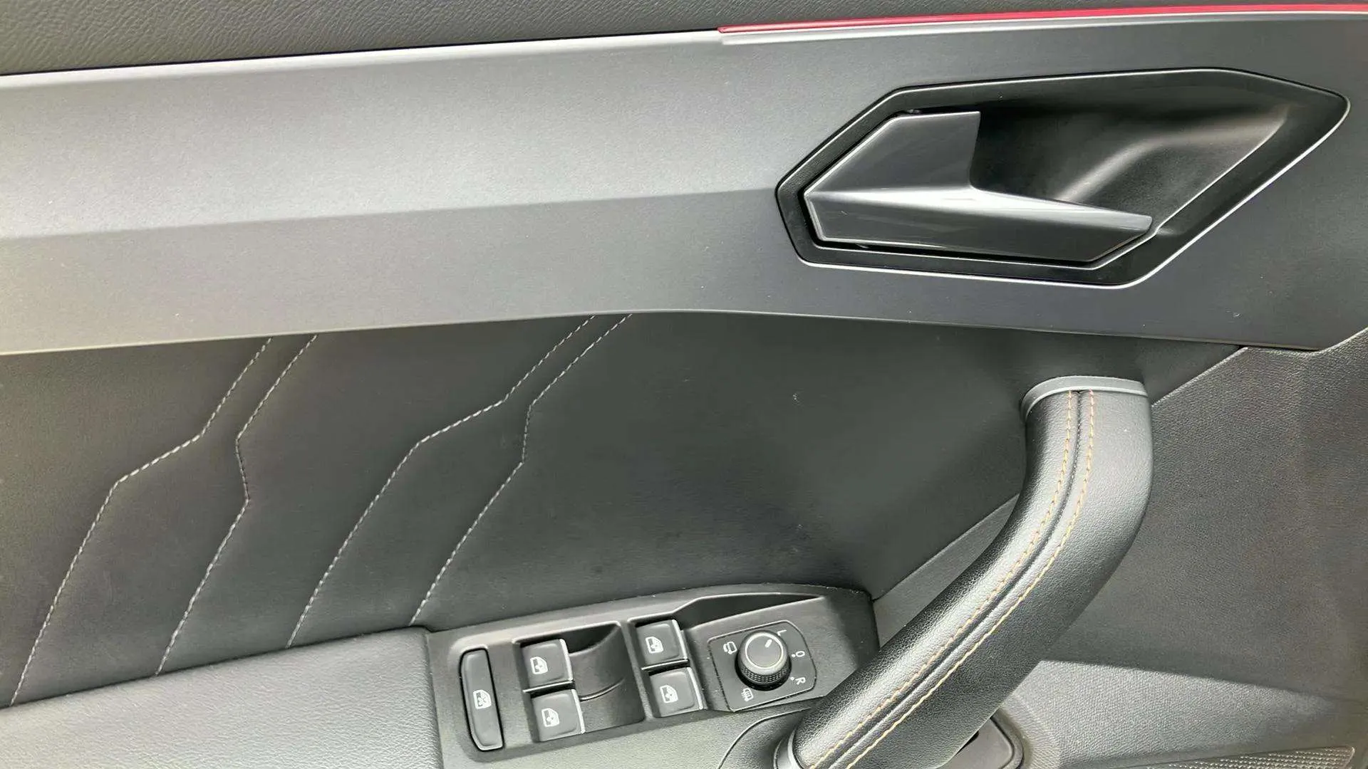 Cupra León SP 2.0 TSI DSG - foto 21