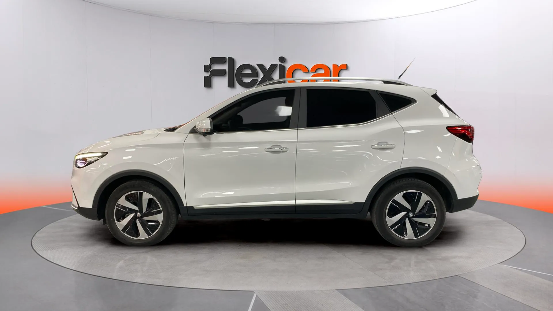 MG ZS Luxury Long Range OBC - foto 3