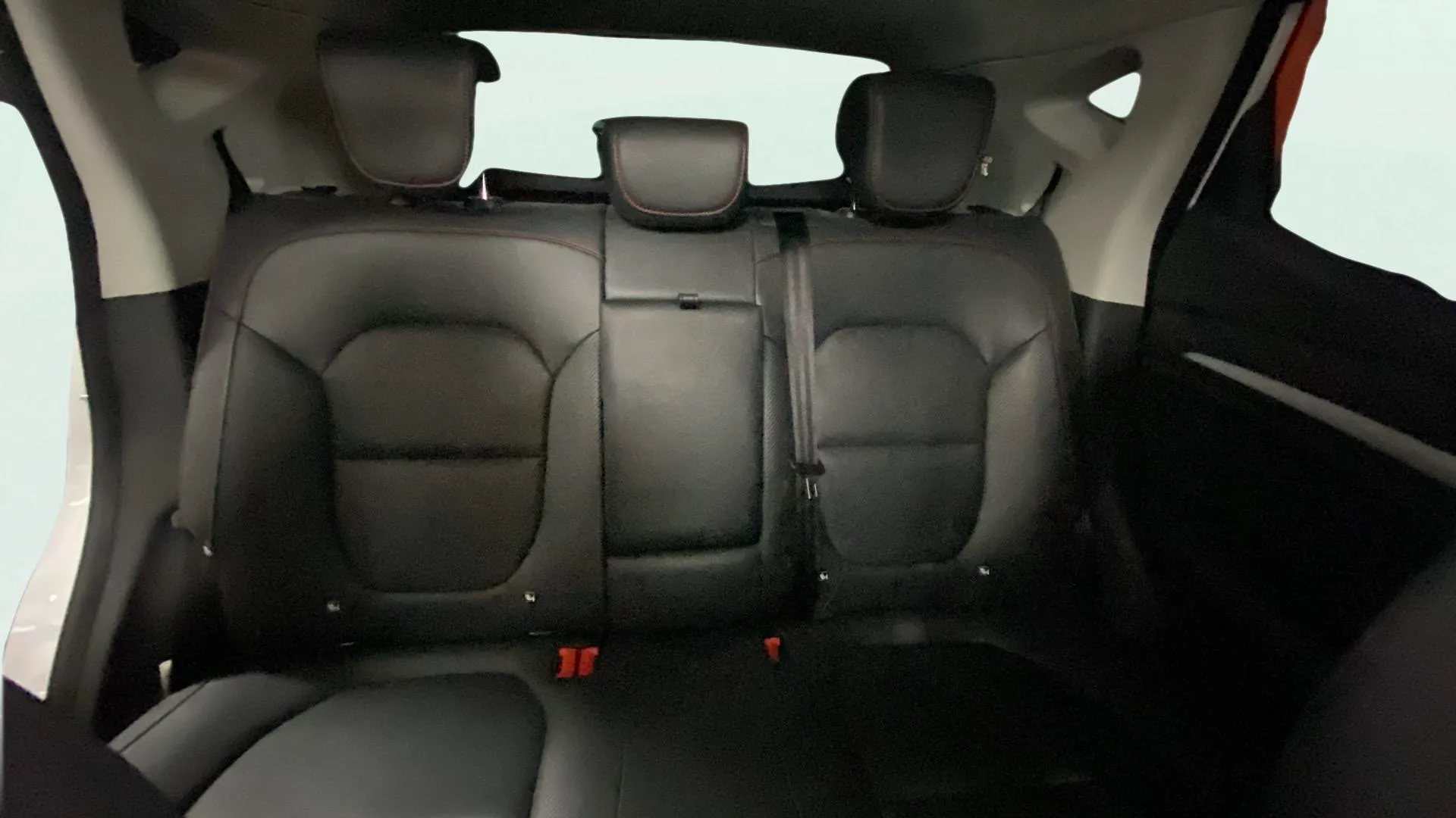 MG ZS Luxury Long Range OBC - foto 22