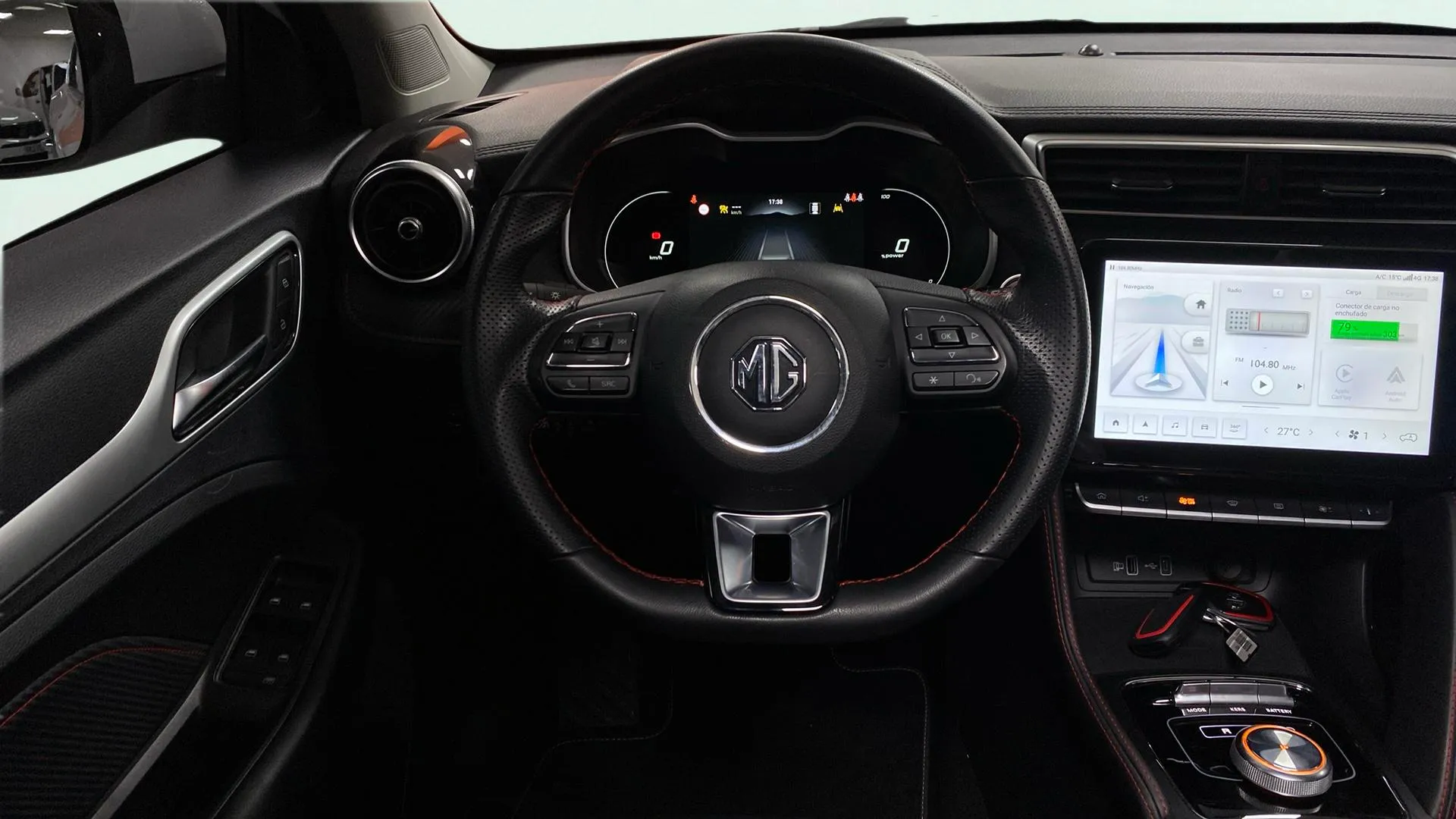 MG ZS Luxury Long Range OBC - foto 8