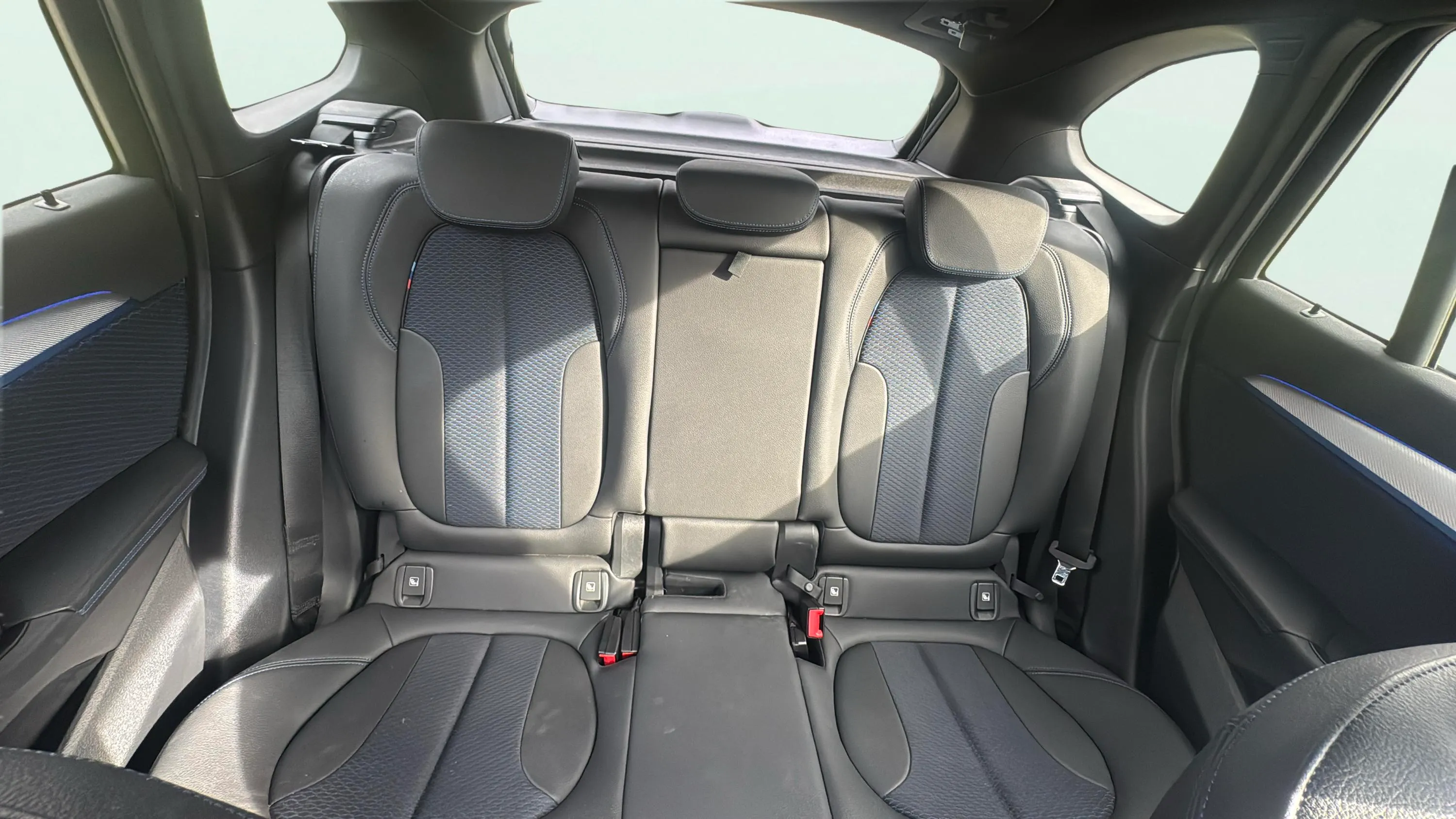 BMW X1 xDrive20dA - foto 12