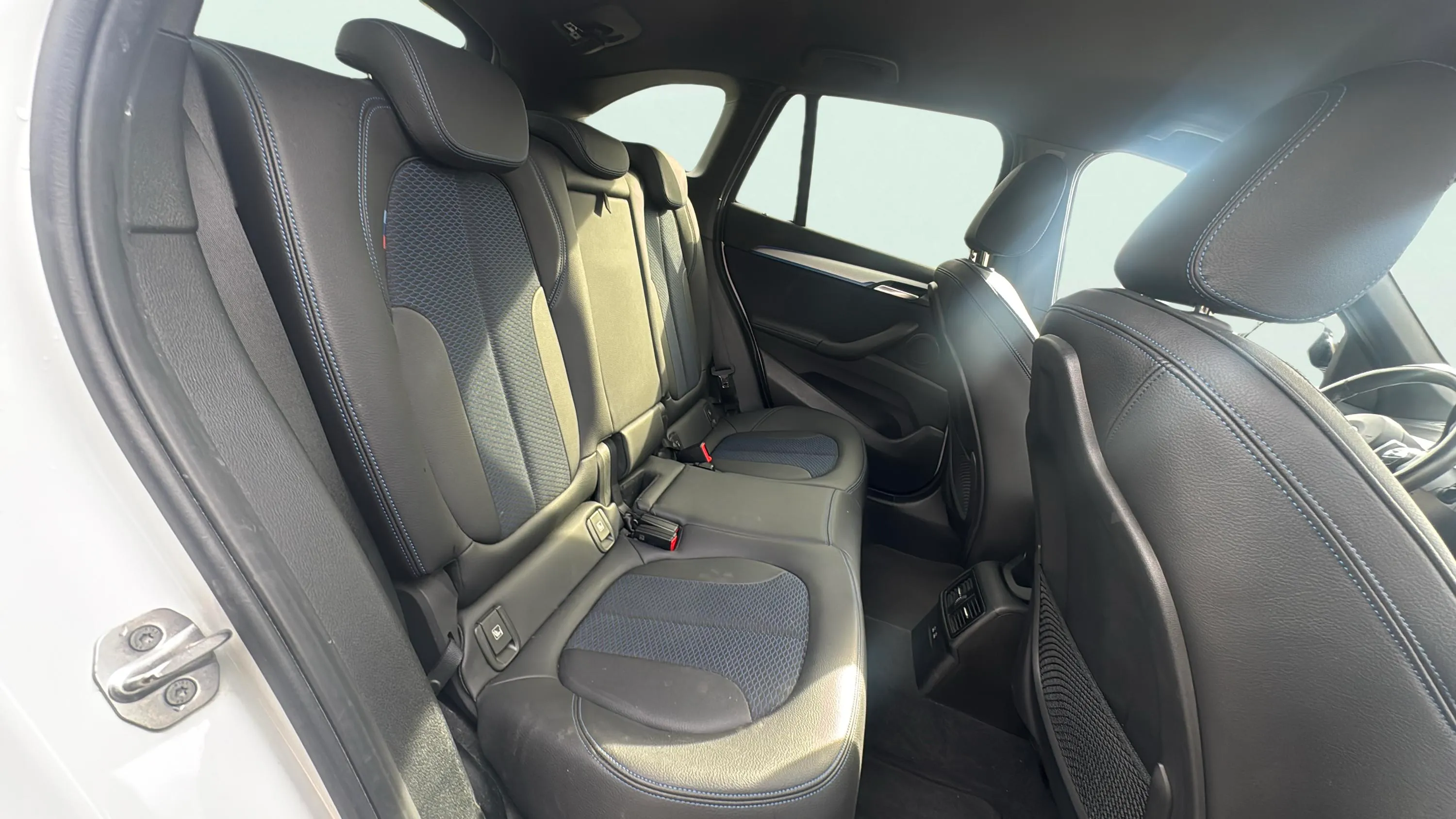 BMW X1 xDrive20dA - foto 11