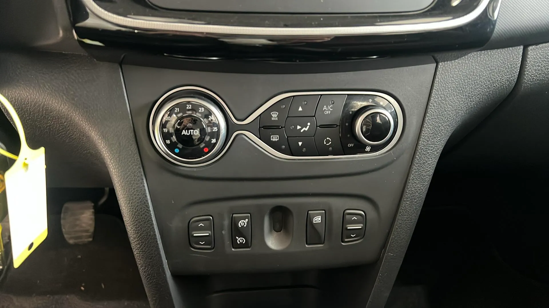 Dacia Sandero Stepway Comfort TCe - foto 15
