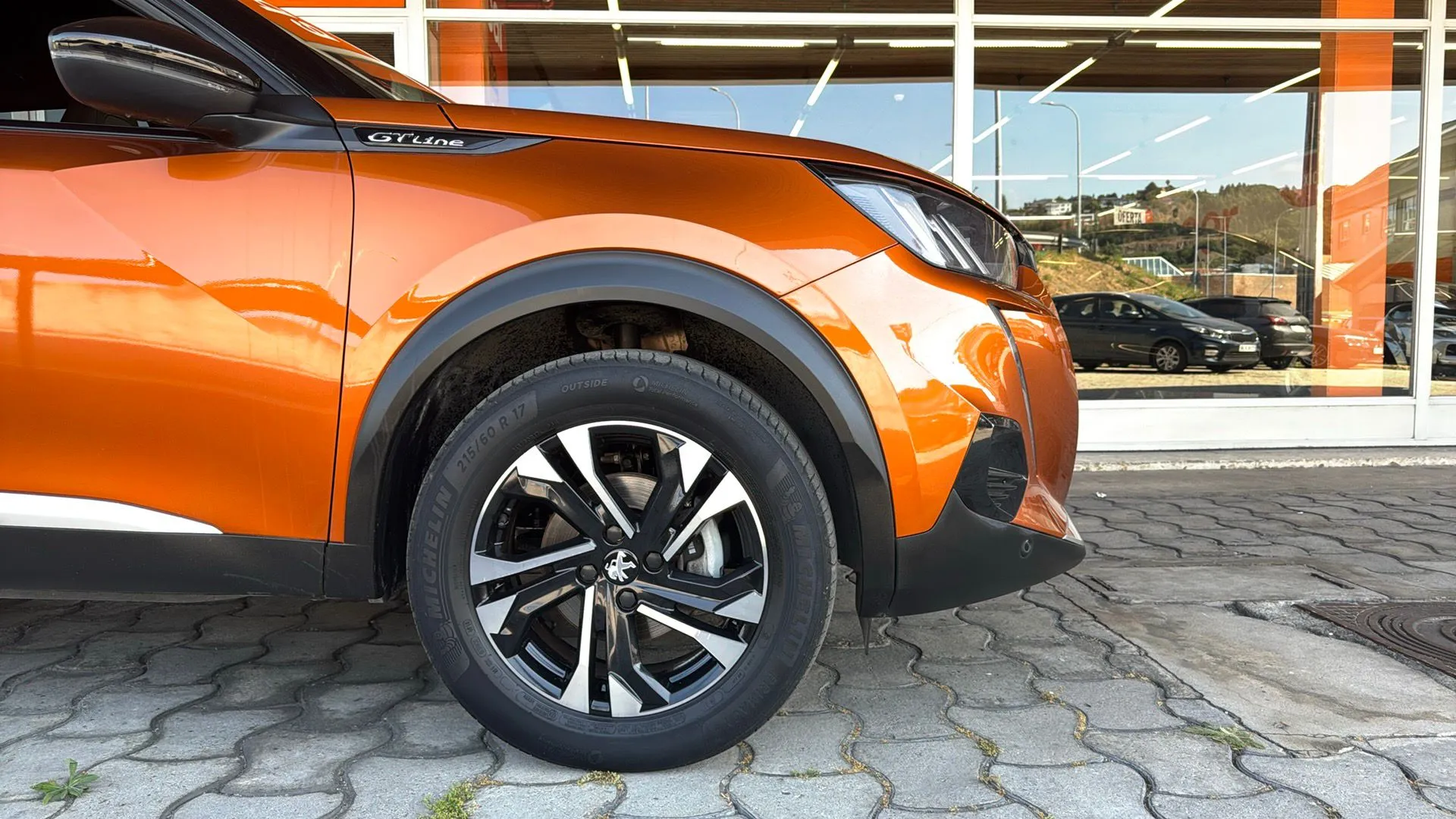 Peugeot 2008 GT Line PureTech 130 BVM6 - foto 26