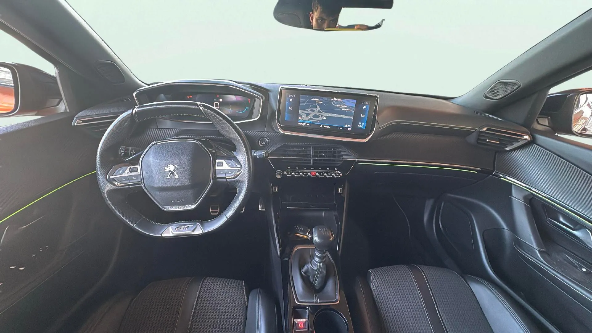 Peugeot 2008 GT Line PureTech 130 BVM6 - foto 14