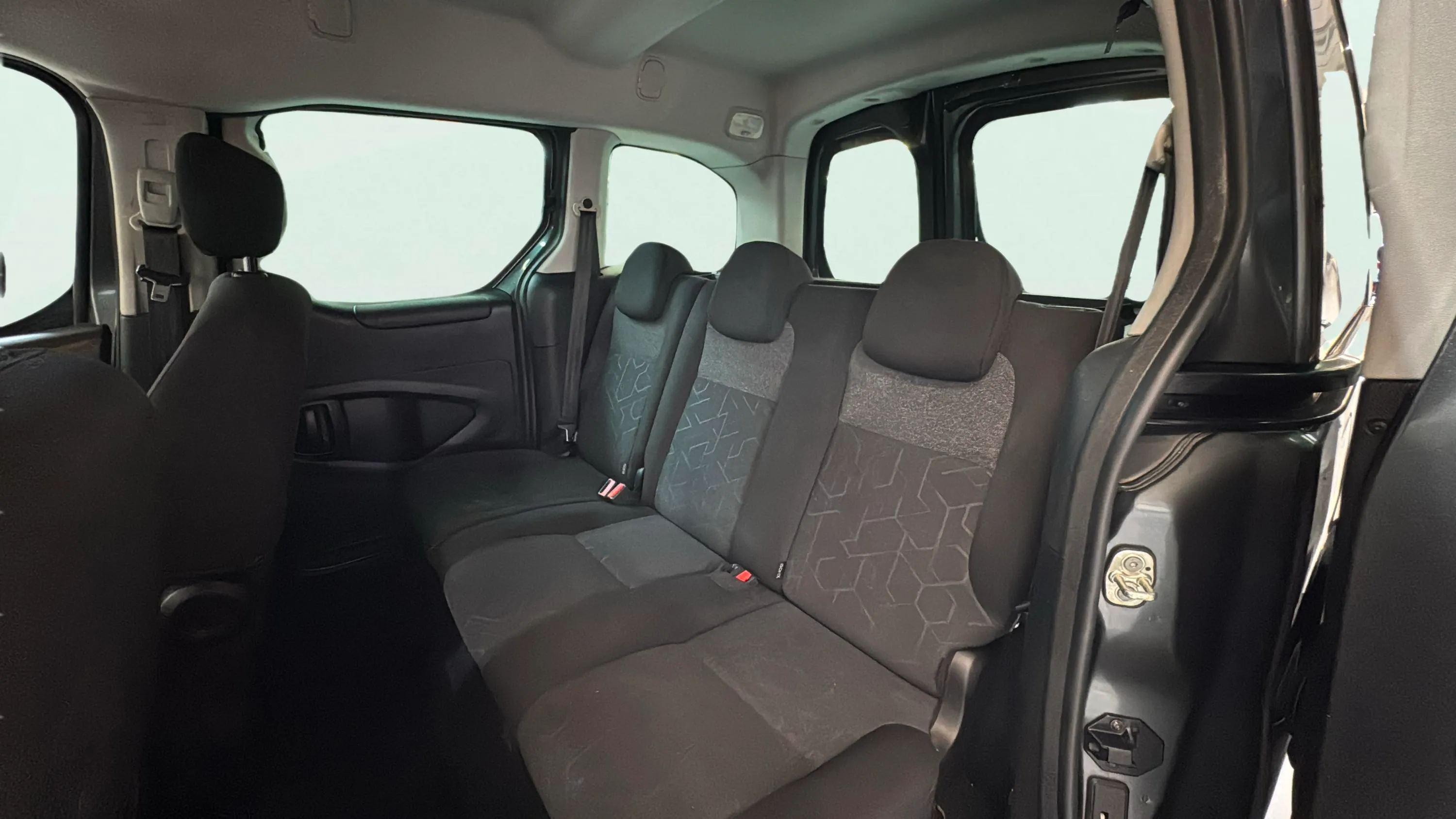 Peugeot Partner Tepee Active 1.2 PureTech - foto 14