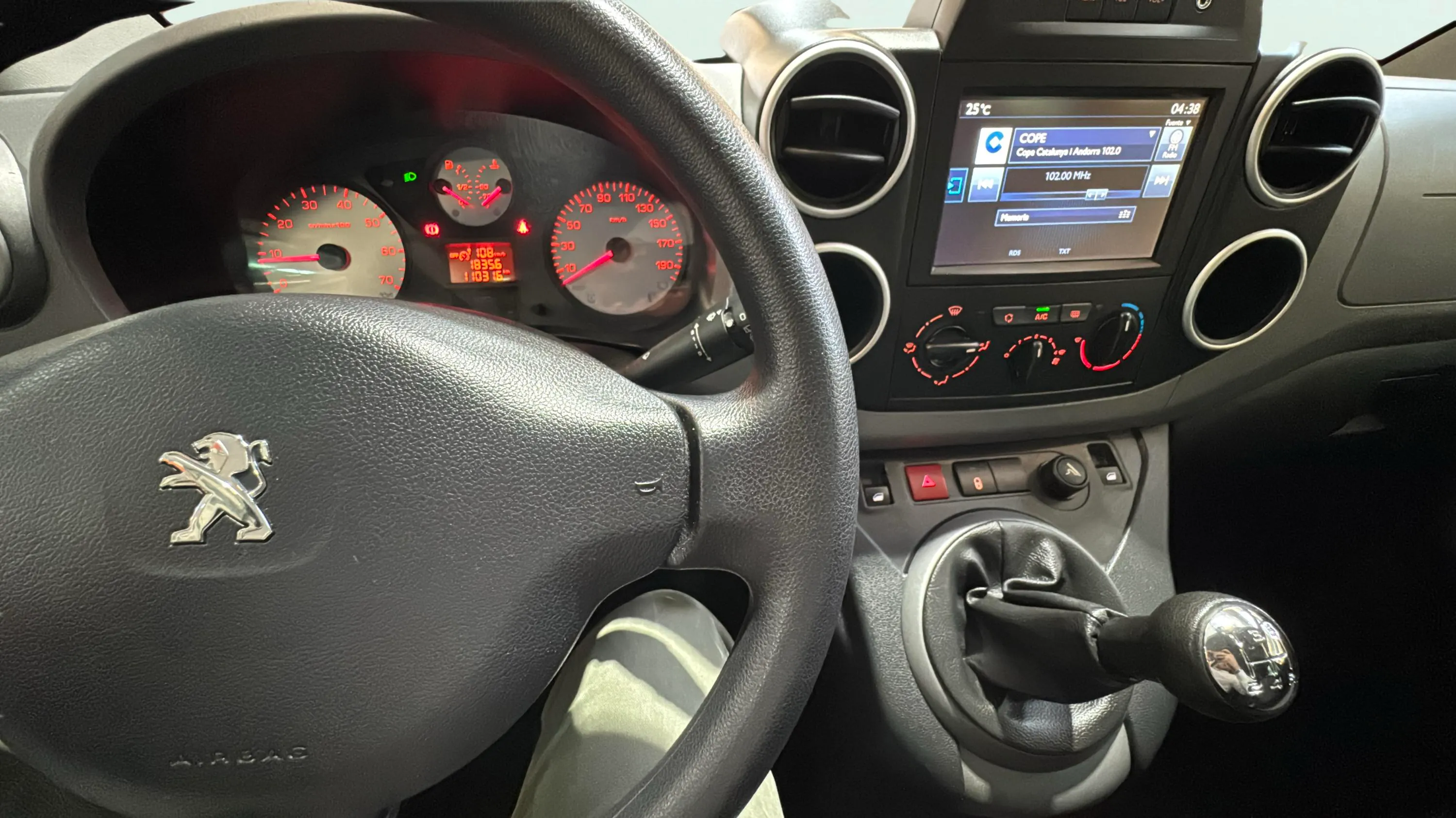 Peugeot Partner Tepee Active 1.2 PureTech - foto 20