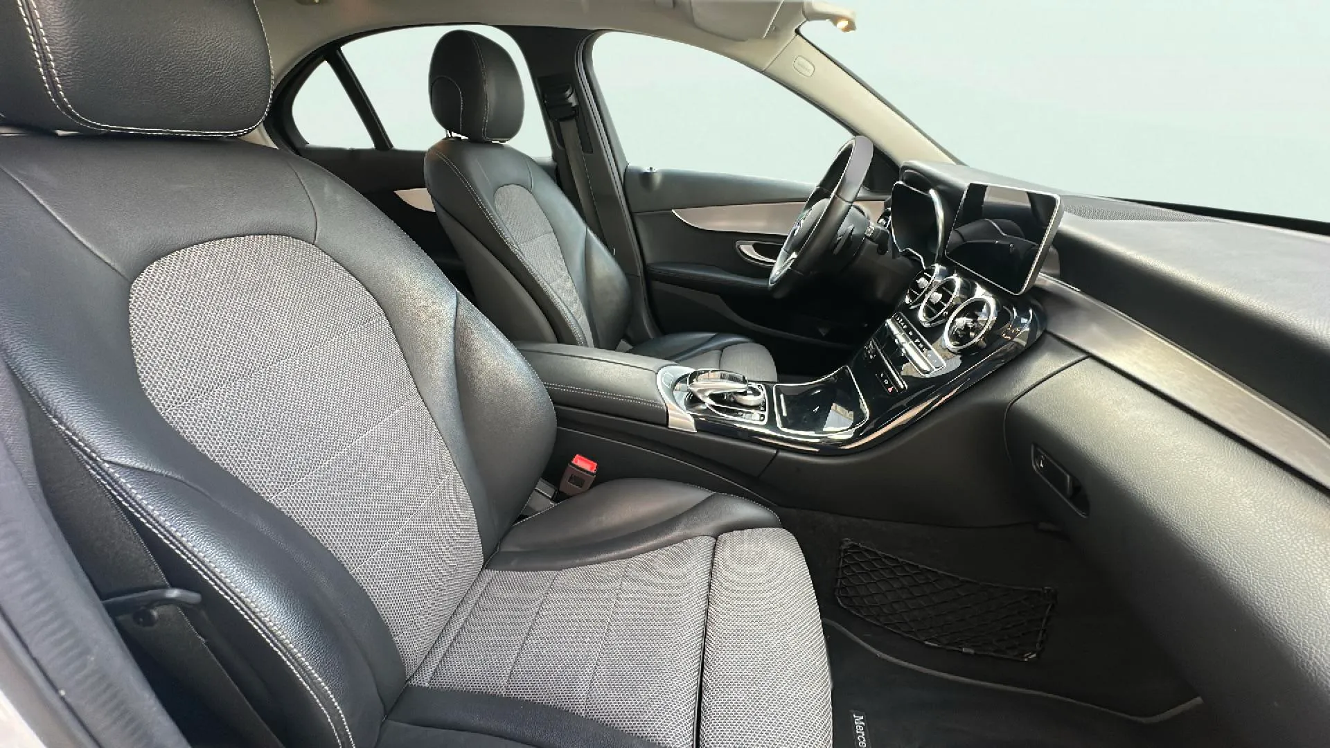 Mercedes-Benz Clase C C 200 d - foto 14