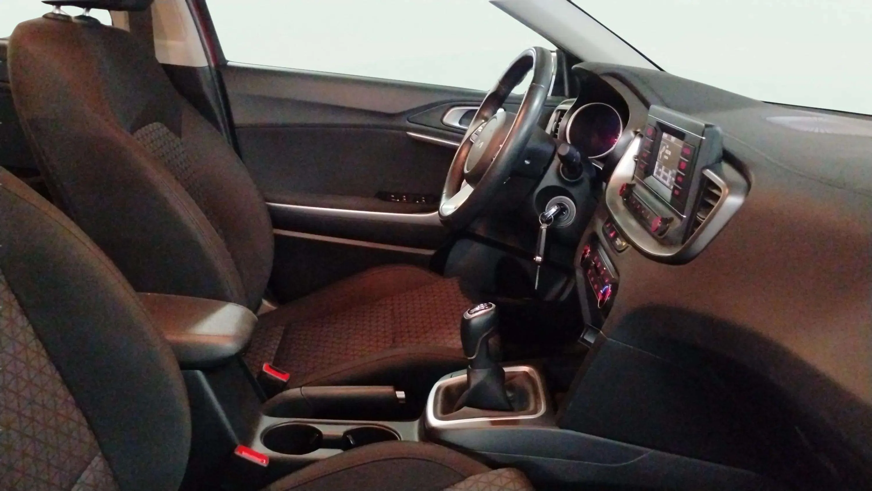 Kia Ceed 1.0 T-GDi Concept - foto 20