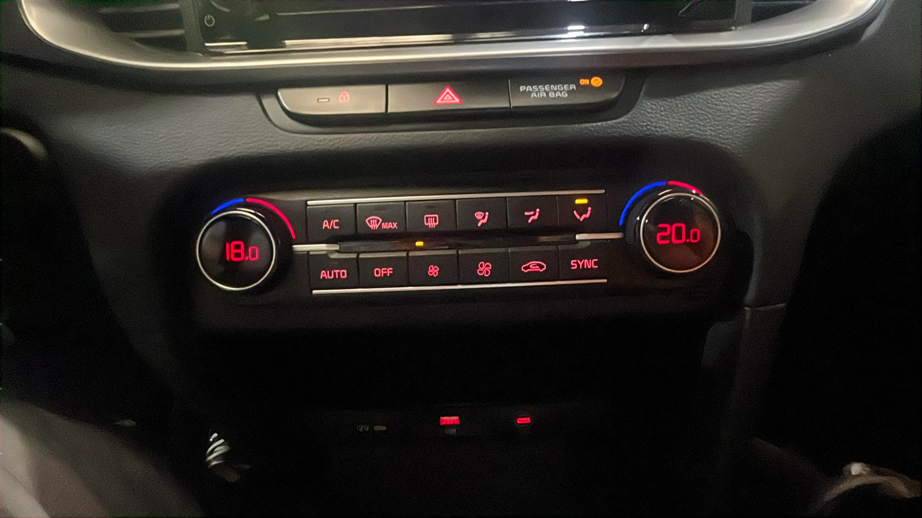 Kia Ceed 1.6 MHEV iMT Drive - foto 15
