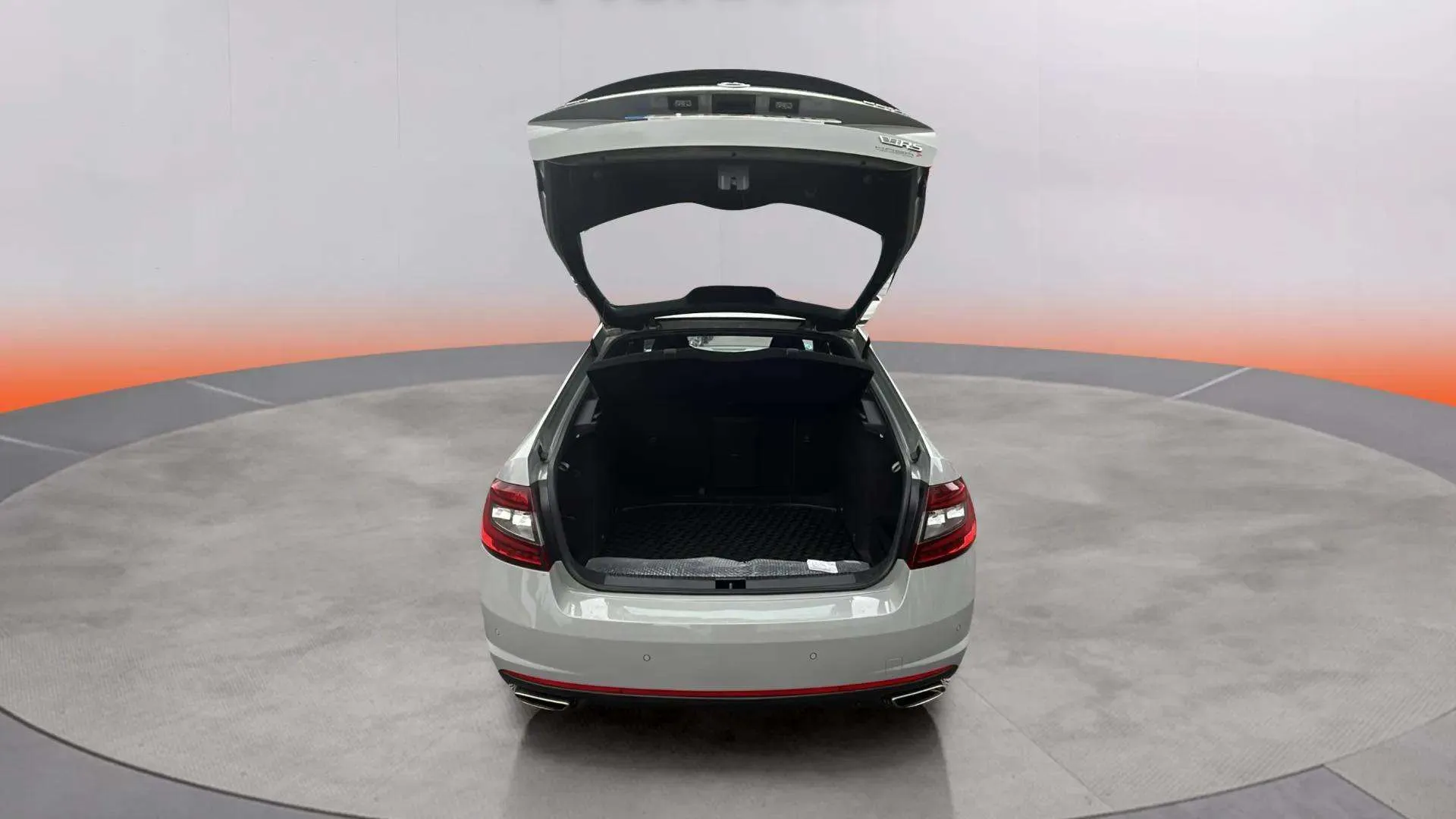 Škoda Octavia 2.0 TSI RS - foto 5