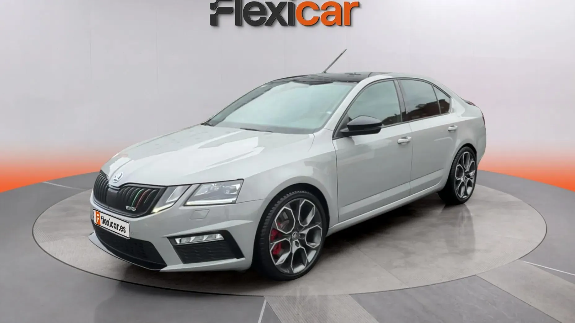 Škoda Octavia 2.0 TSI RS - foto 8