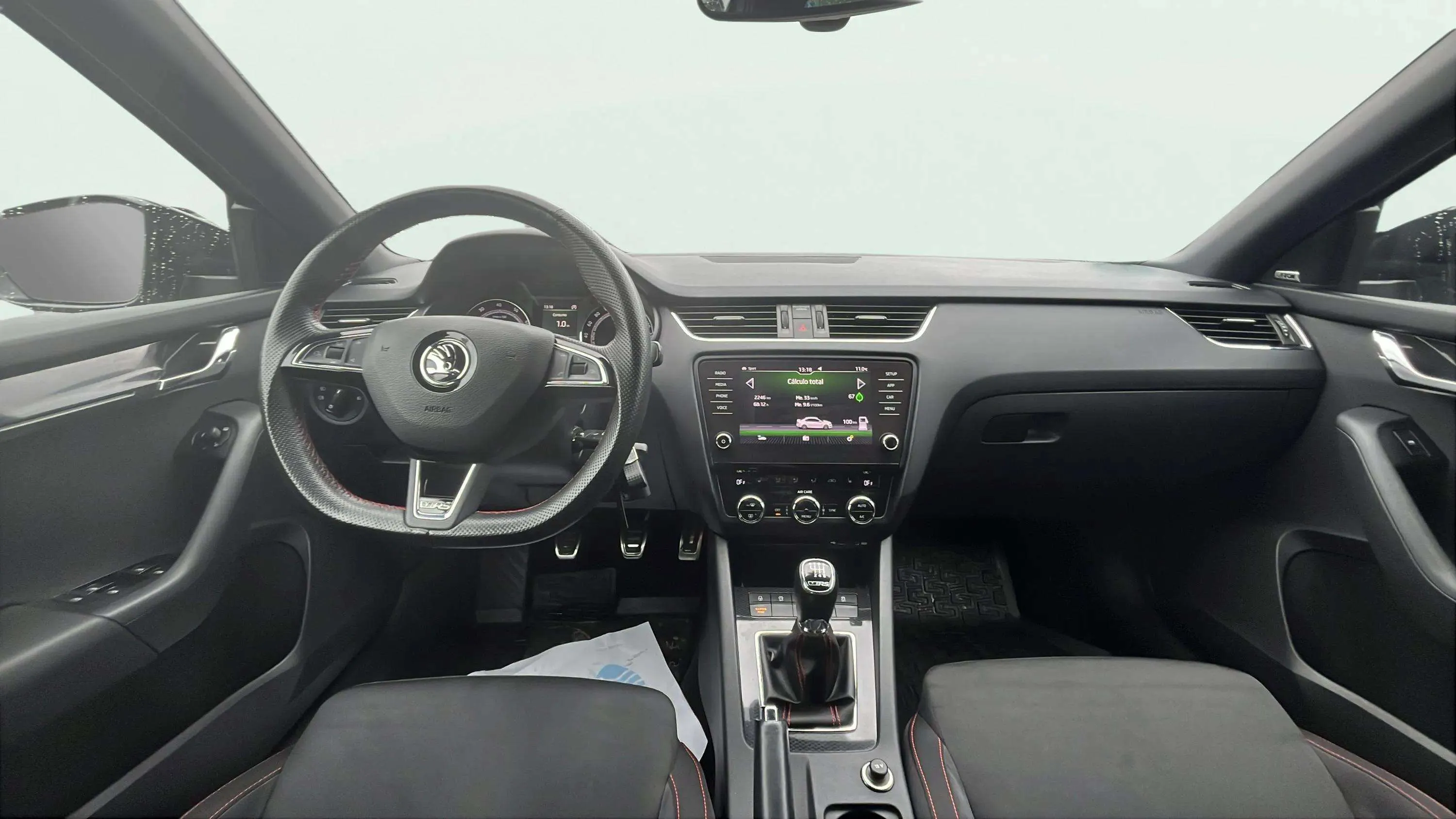 Škoda Octavia 2.0 TSI RS - foto 10