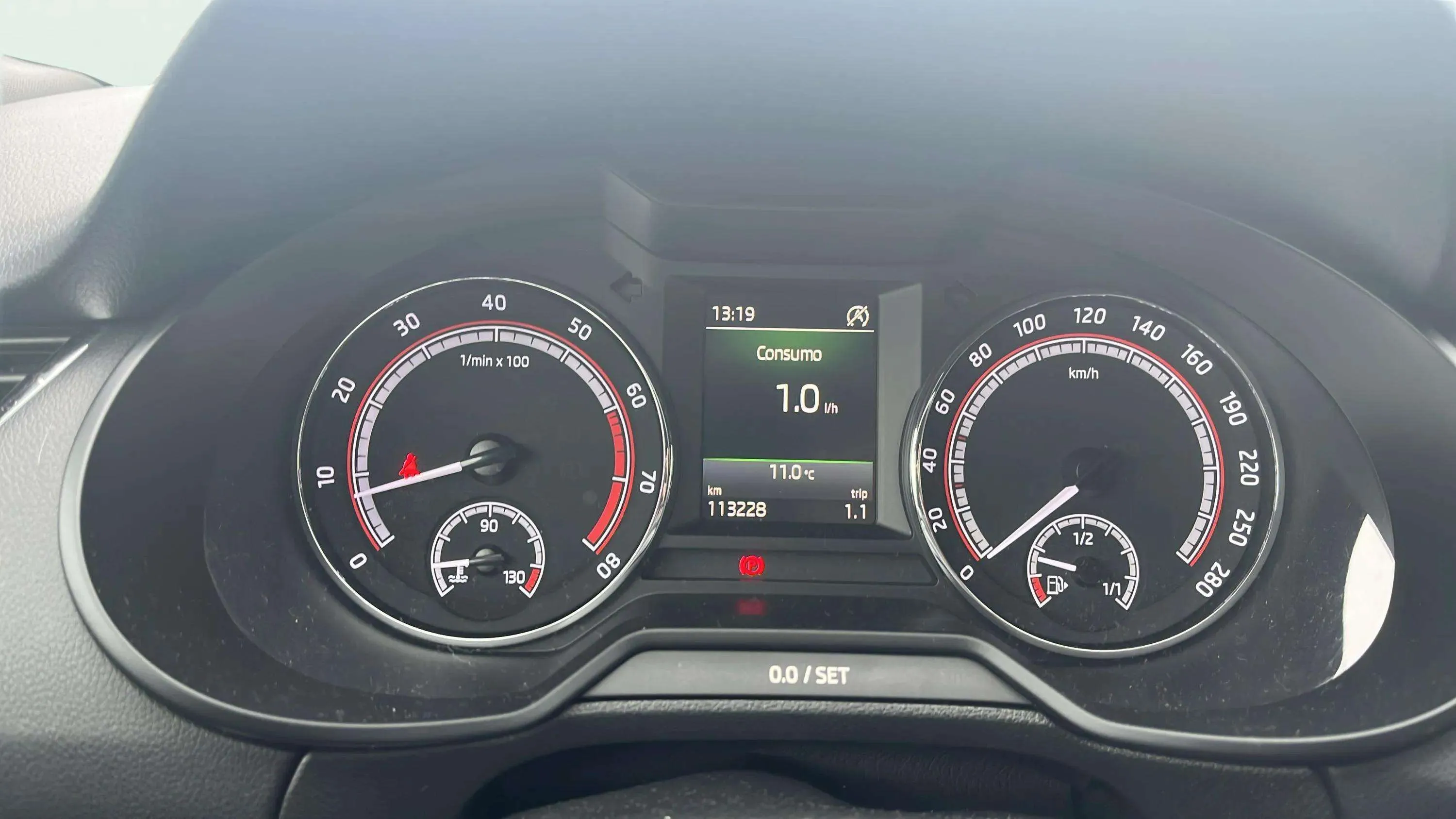 Škoda Octavia 2.0 TSI RS - foto 13